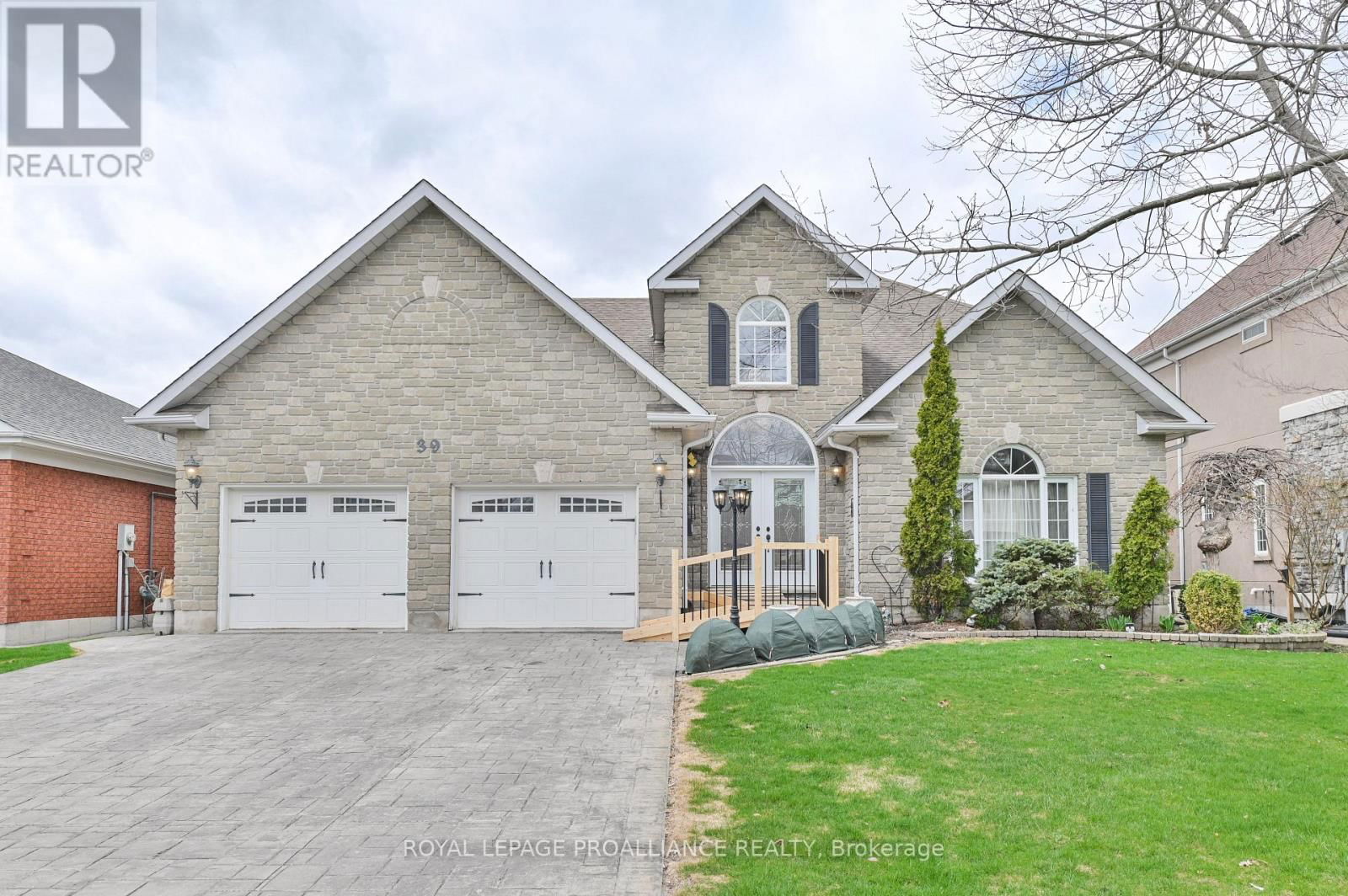 39 GROSVENOR DRIVE Image 1