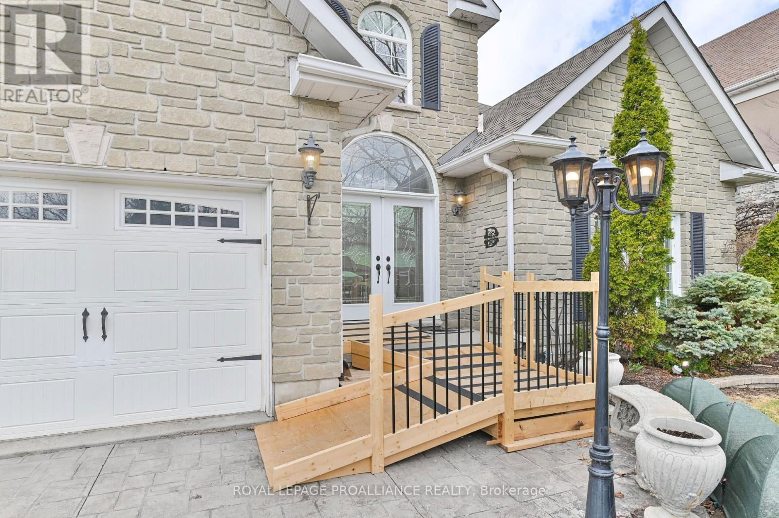 39 GROSVENOR DRIVE Image 4