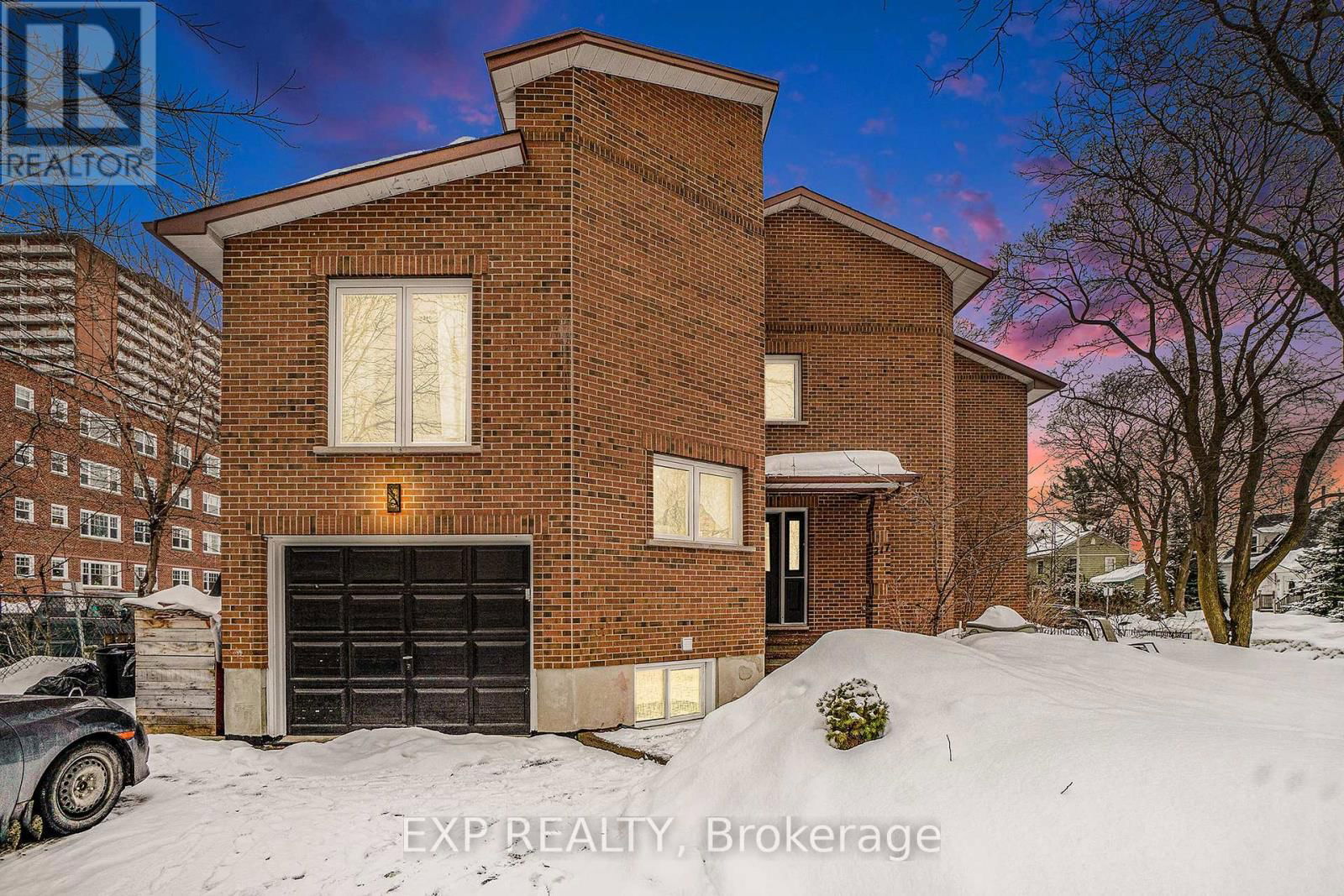 217 DOVERCOURT AVENUE Image 2