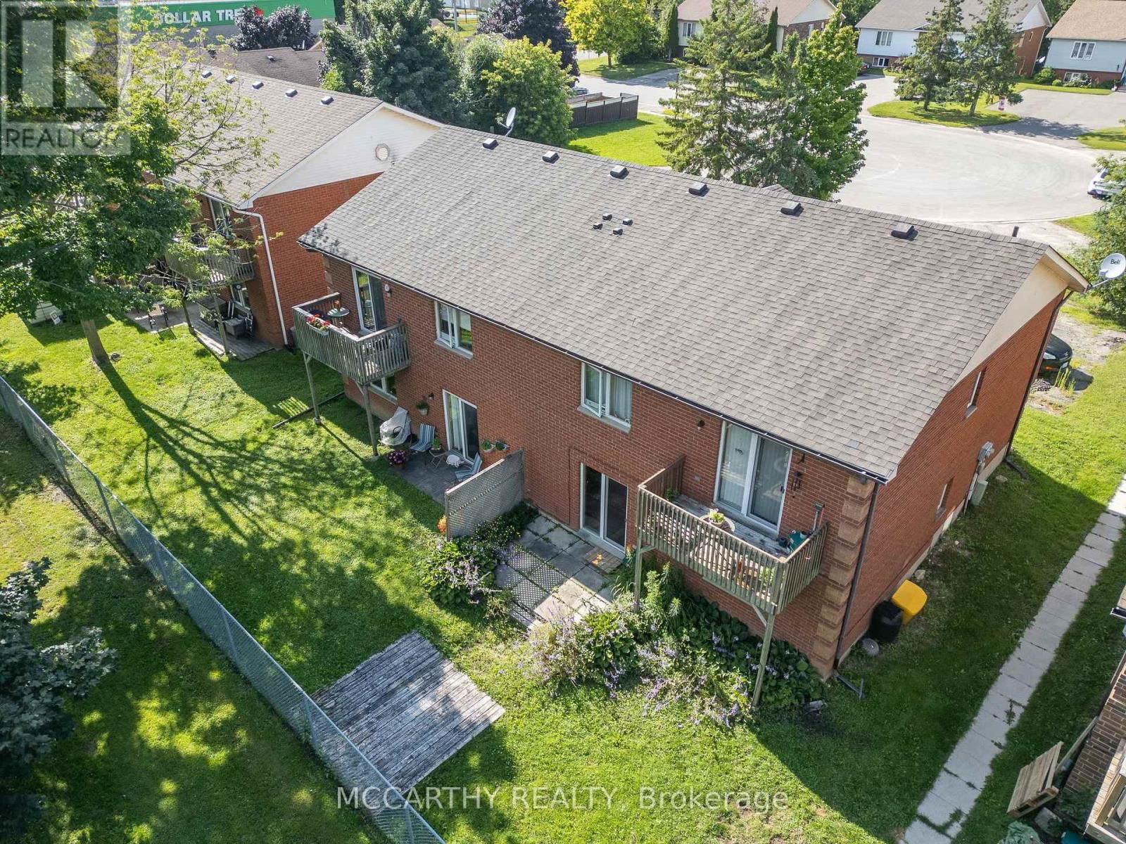 209 SARAH COURT Image 4
