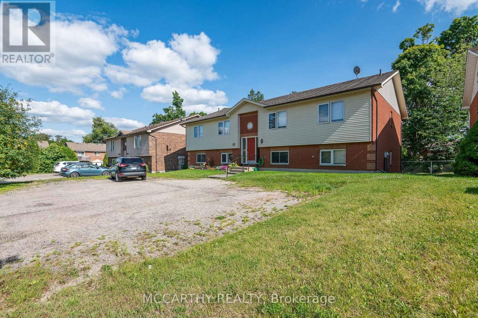 209 SARAH COURT Image 7