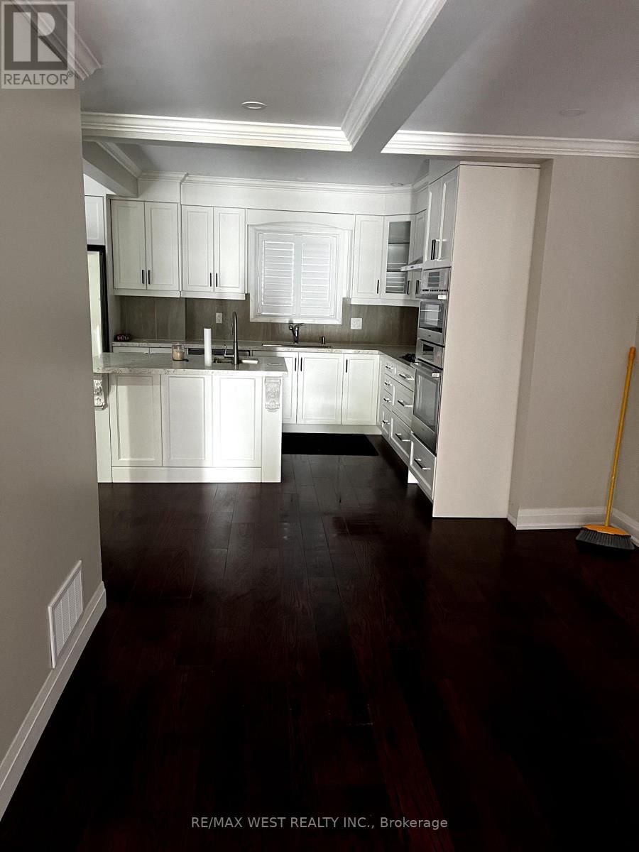 4711 MORRISON STREET Image 3