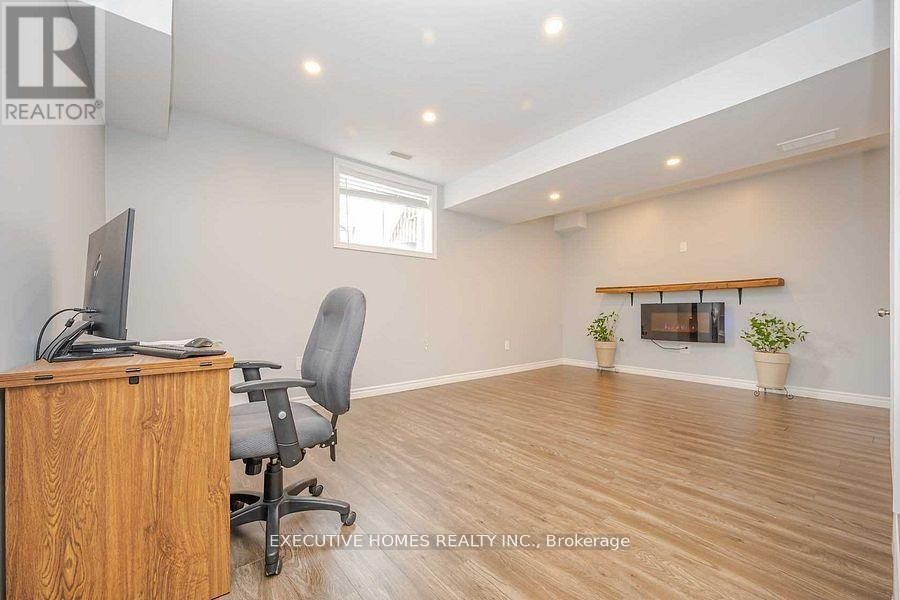 129 PERIWINKLE DRIVE Image 30