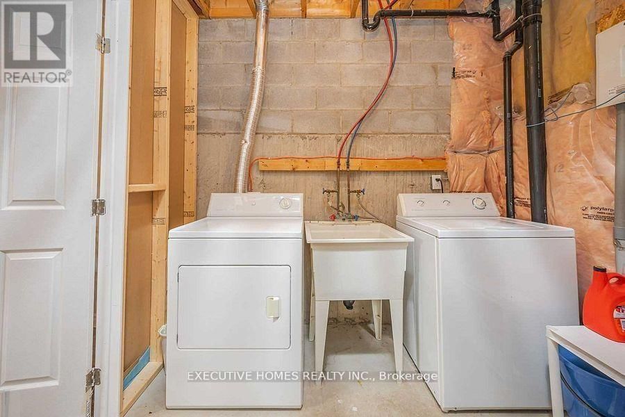 129 PERIWINKLE DRIVE Image 31