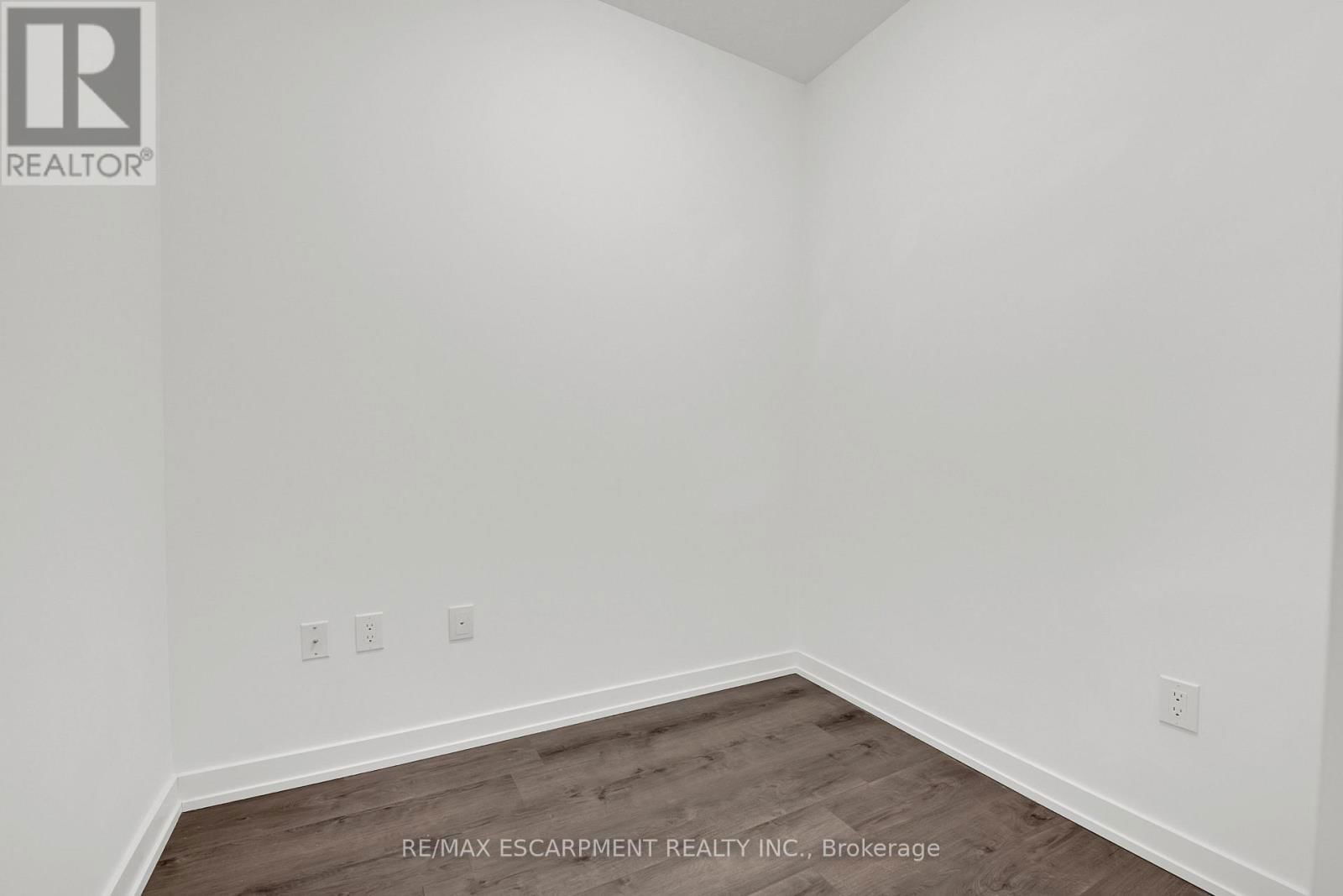 441 - 5055 GREENLANE ROAD Image 18