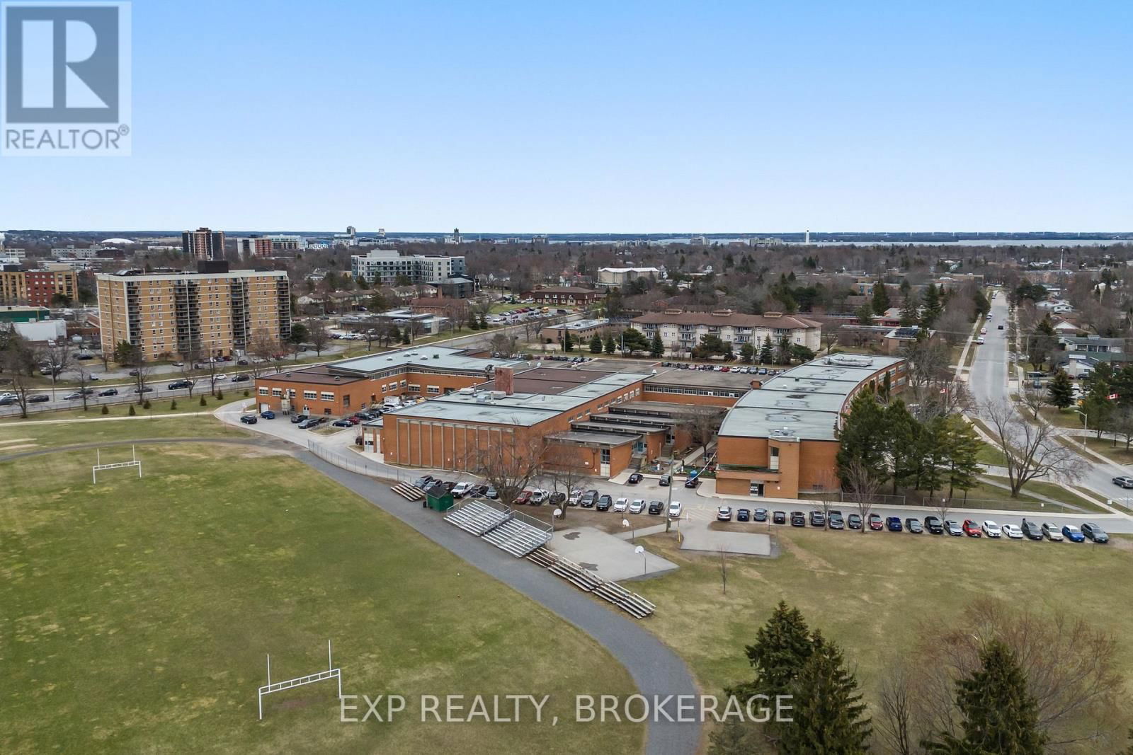 401 - 257 BATH ROAD Image 39