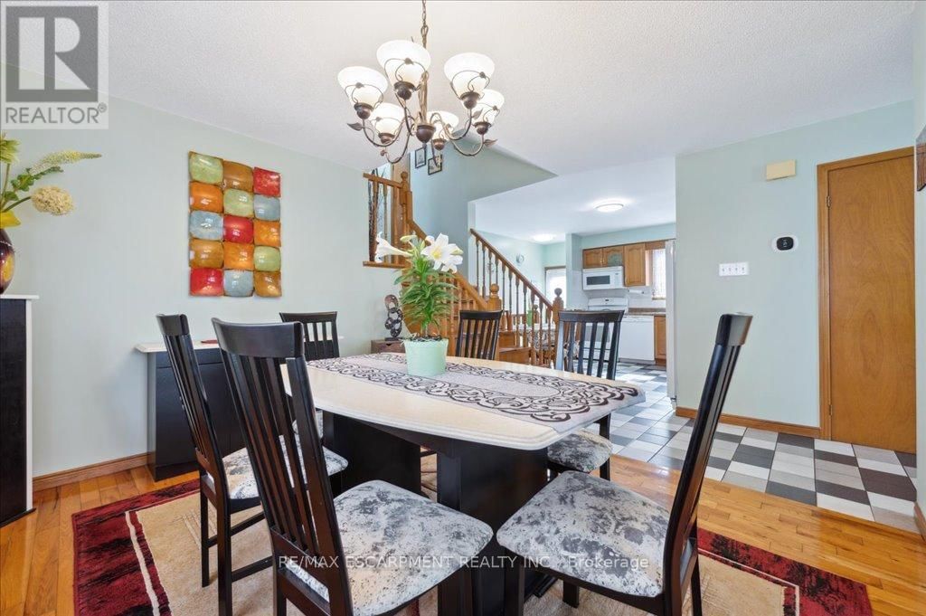 624 EAGLEWOOD DRIVE Image 17