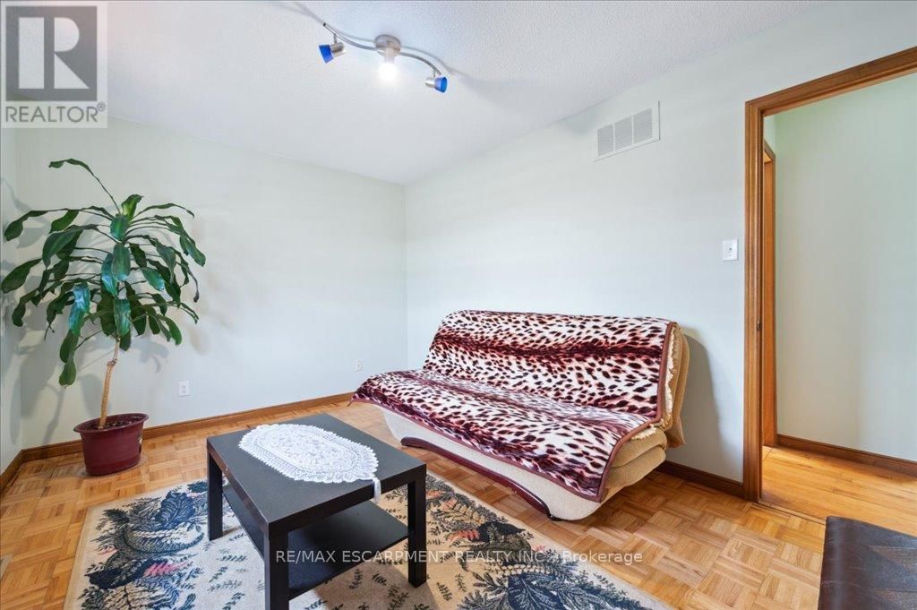 624 EAGLEWOOD DRIVE Image 35