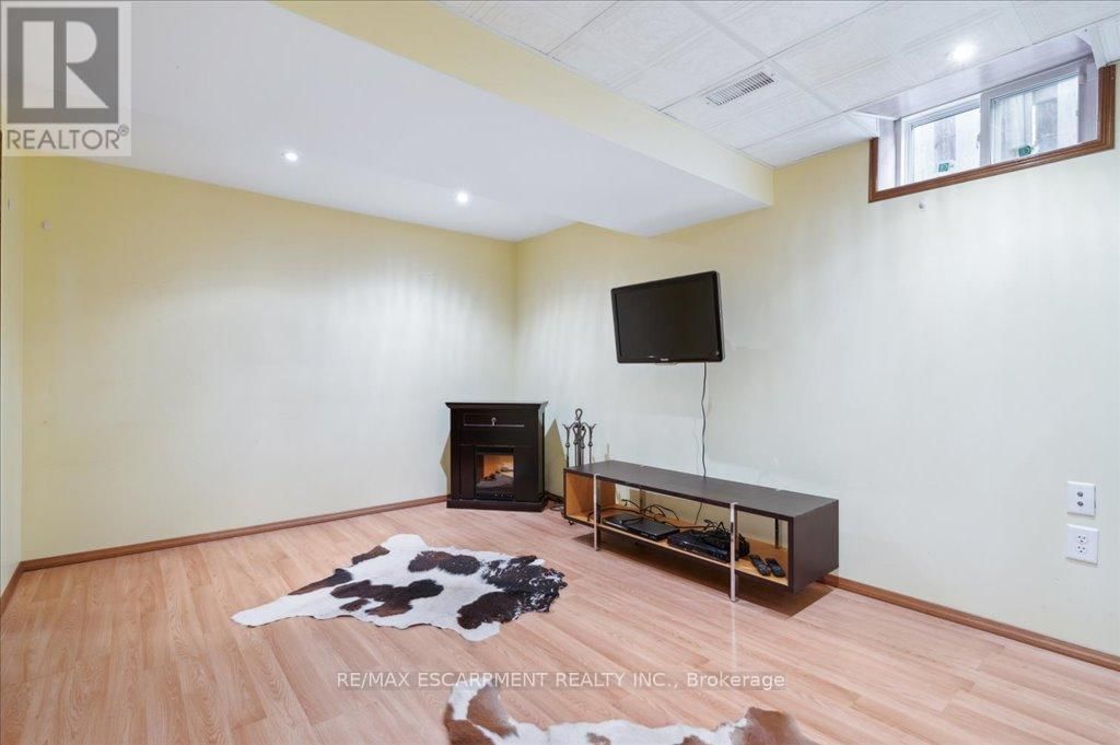 624 EAGLEWOOD DRIVE Image 39