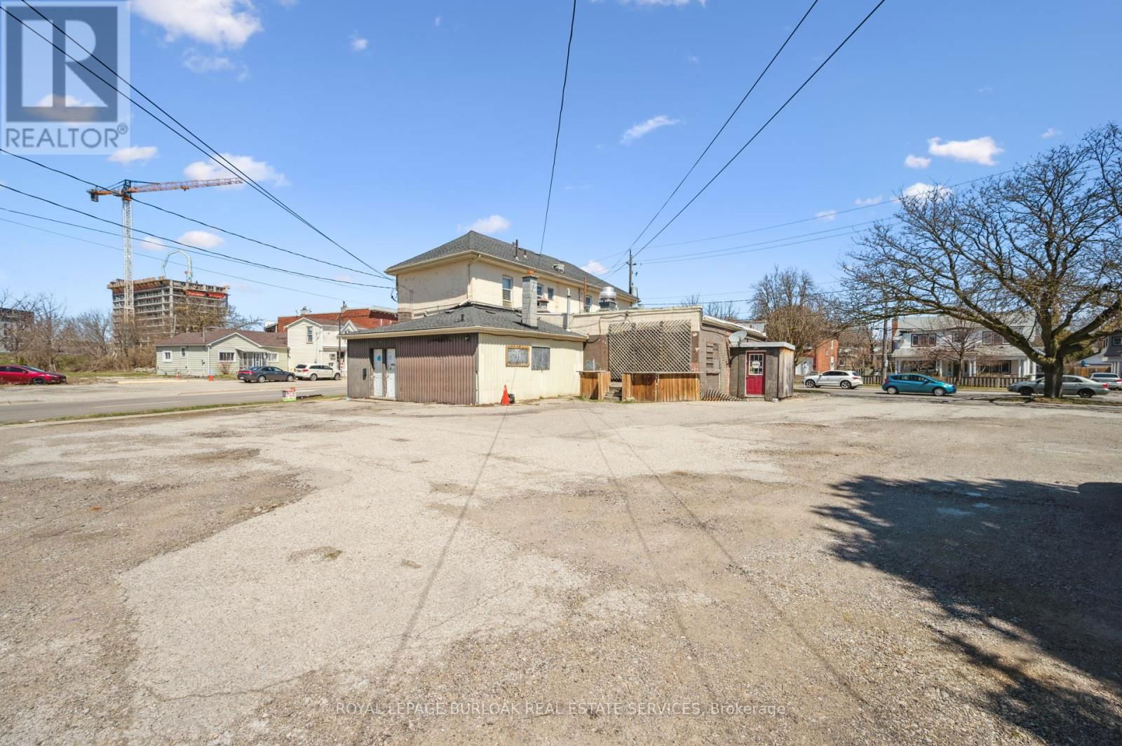 75 ERIE AVENUE Image 33