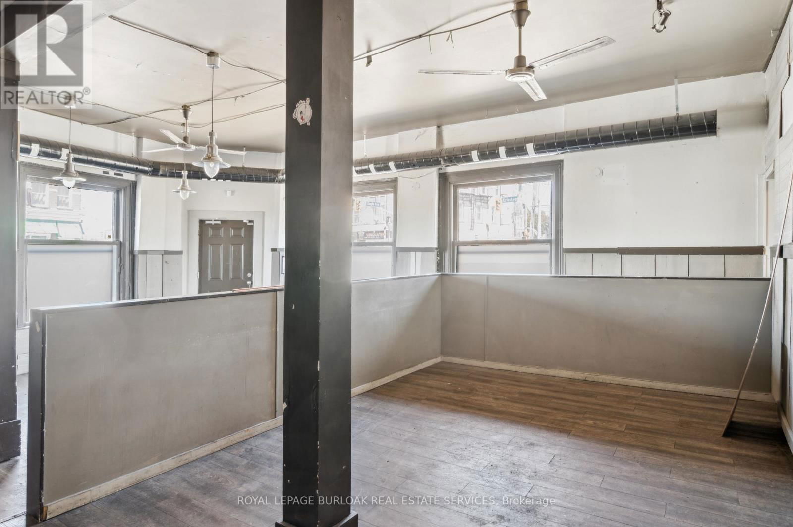 75 ERIE AVENUE Image 9