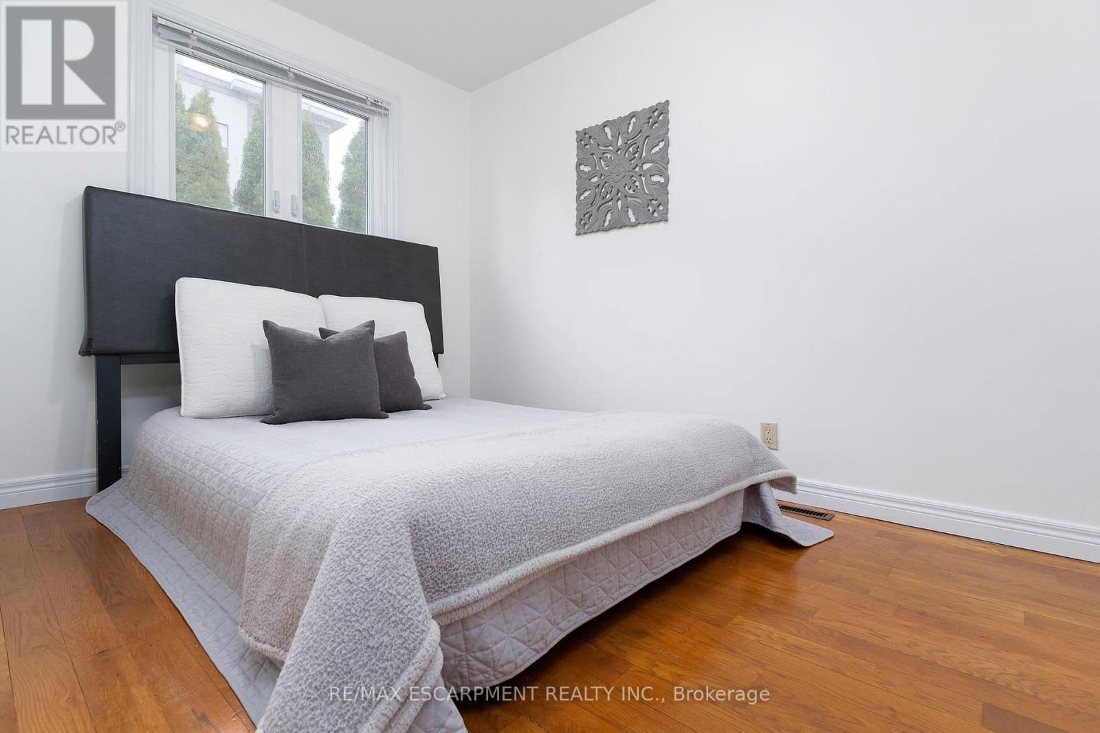 808 WEST 5TH STREET Image 19
