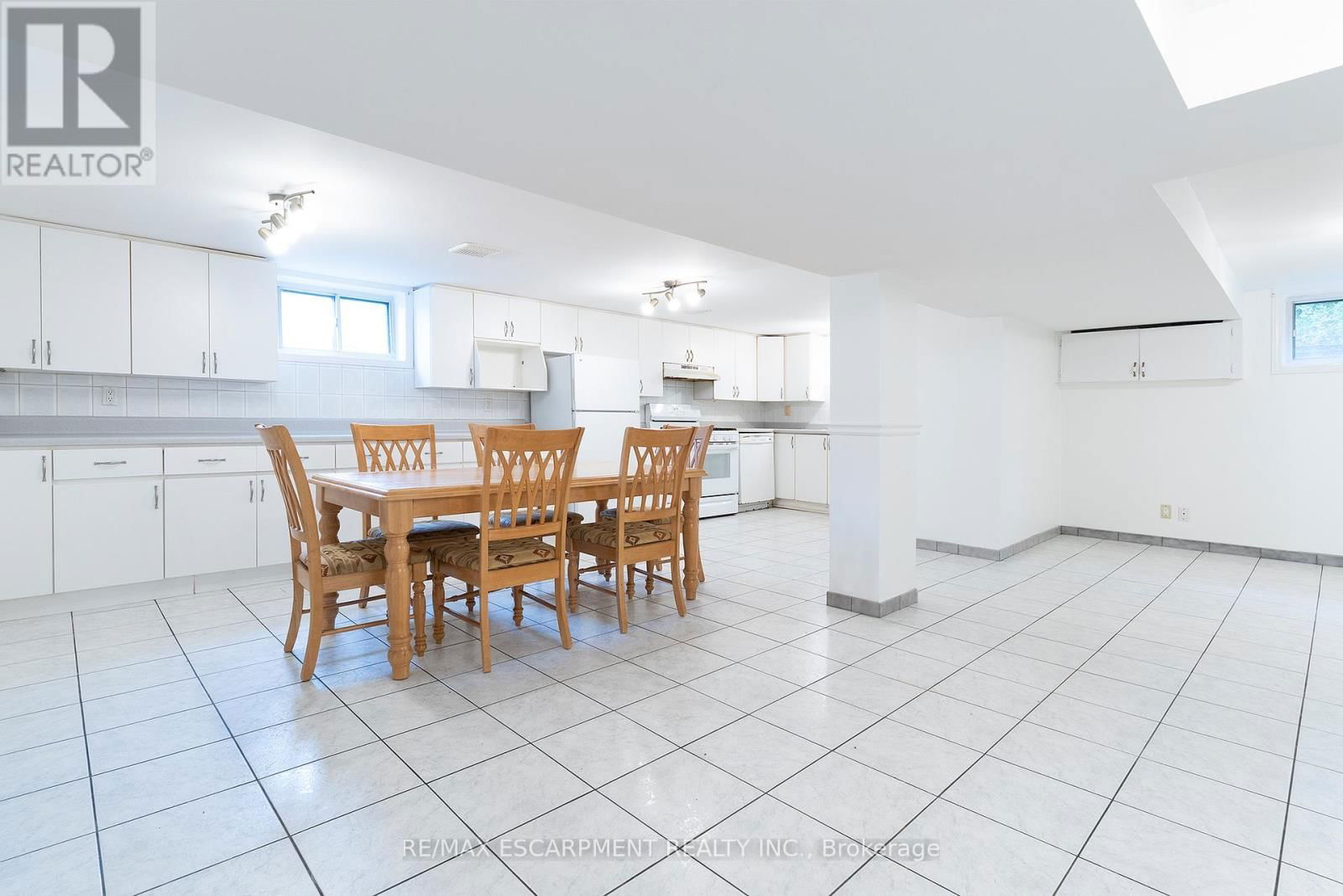 808 WEST 5TH STREET Image 20