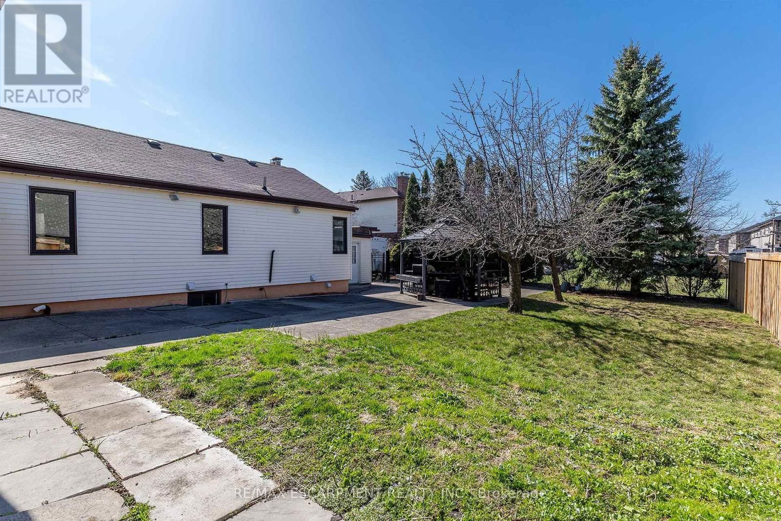 808 WEST 5TH STREET Image 25