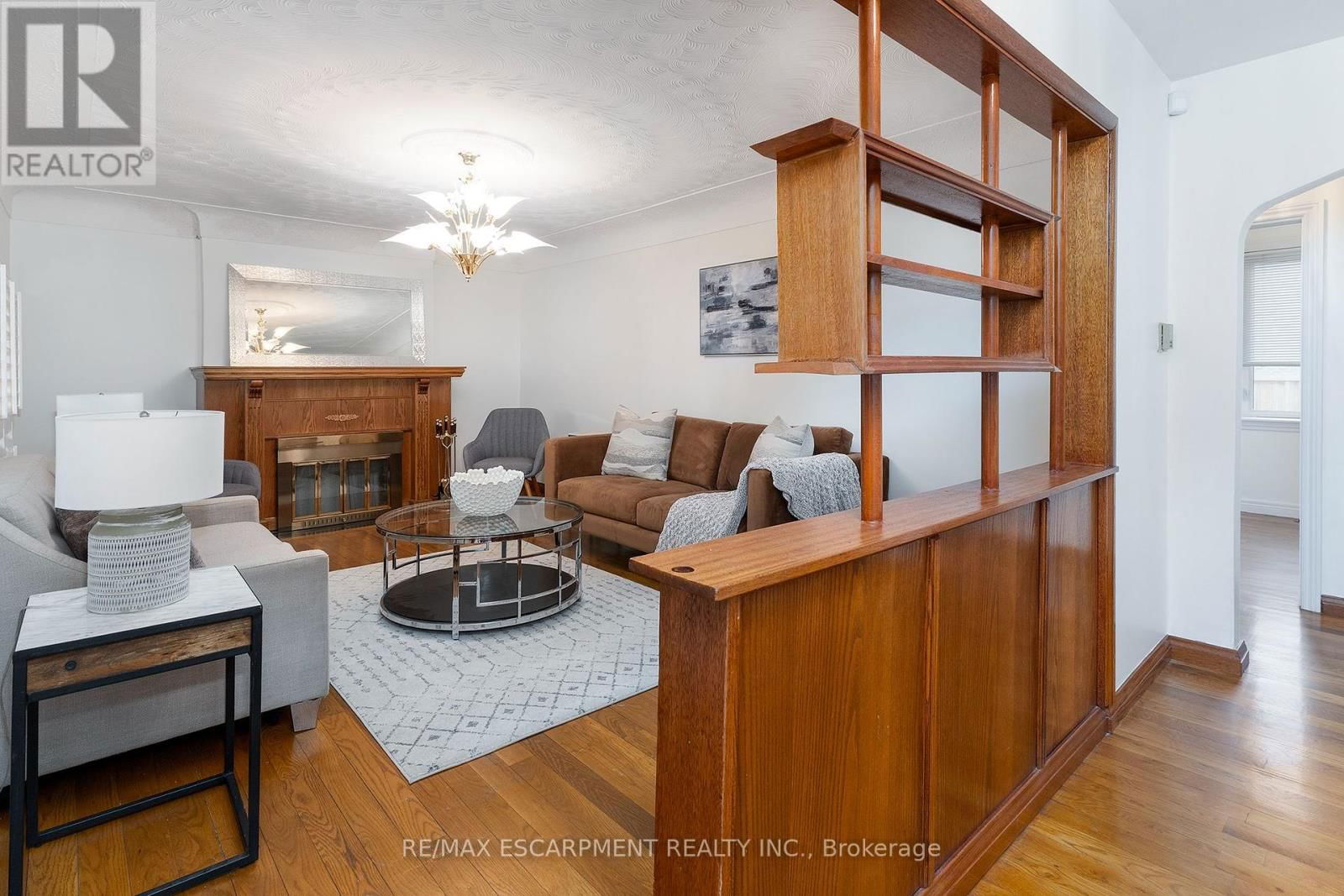 808 WEST 5TH STREET Image 4