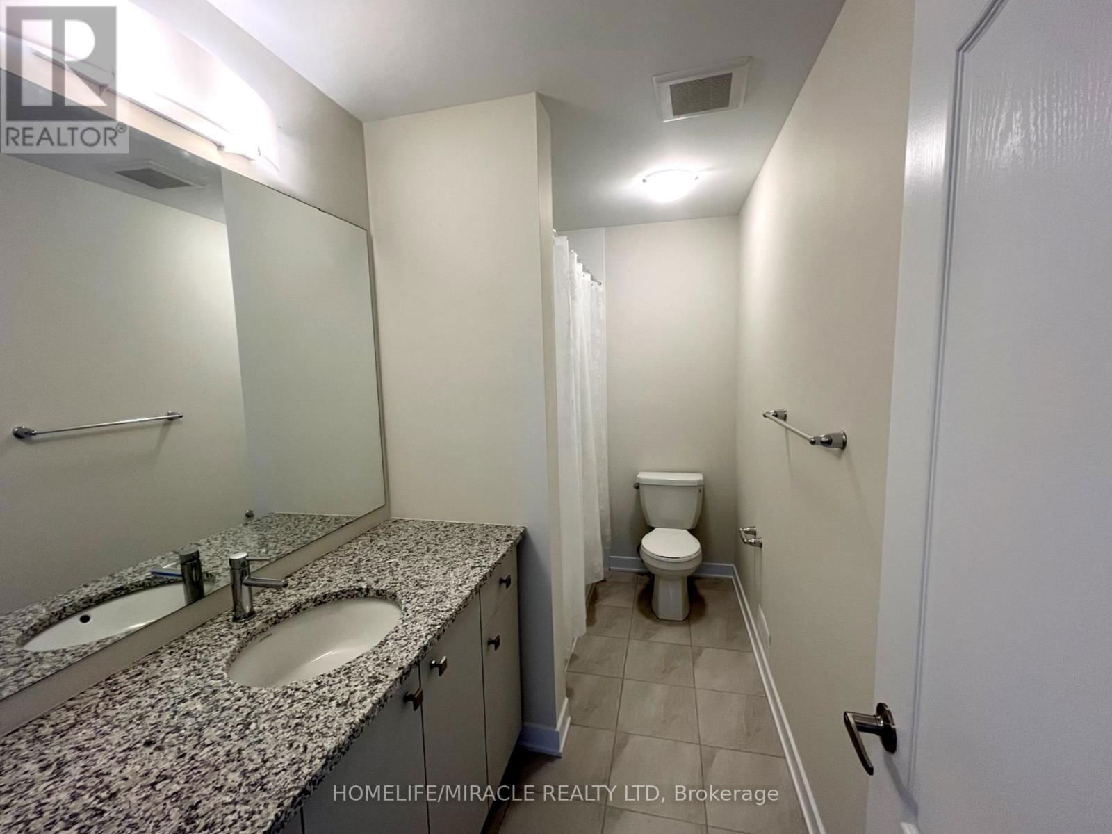 66 AVIRON CRESCENT Image 24