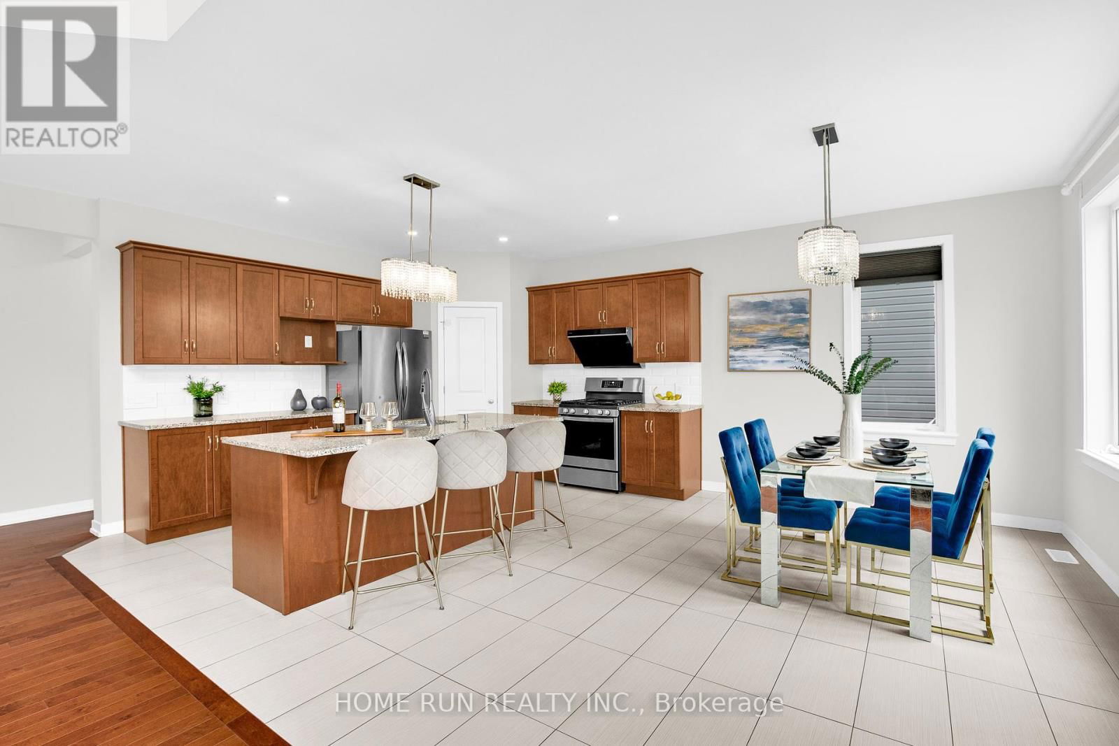 128 GRONINGEN STREET Image 15