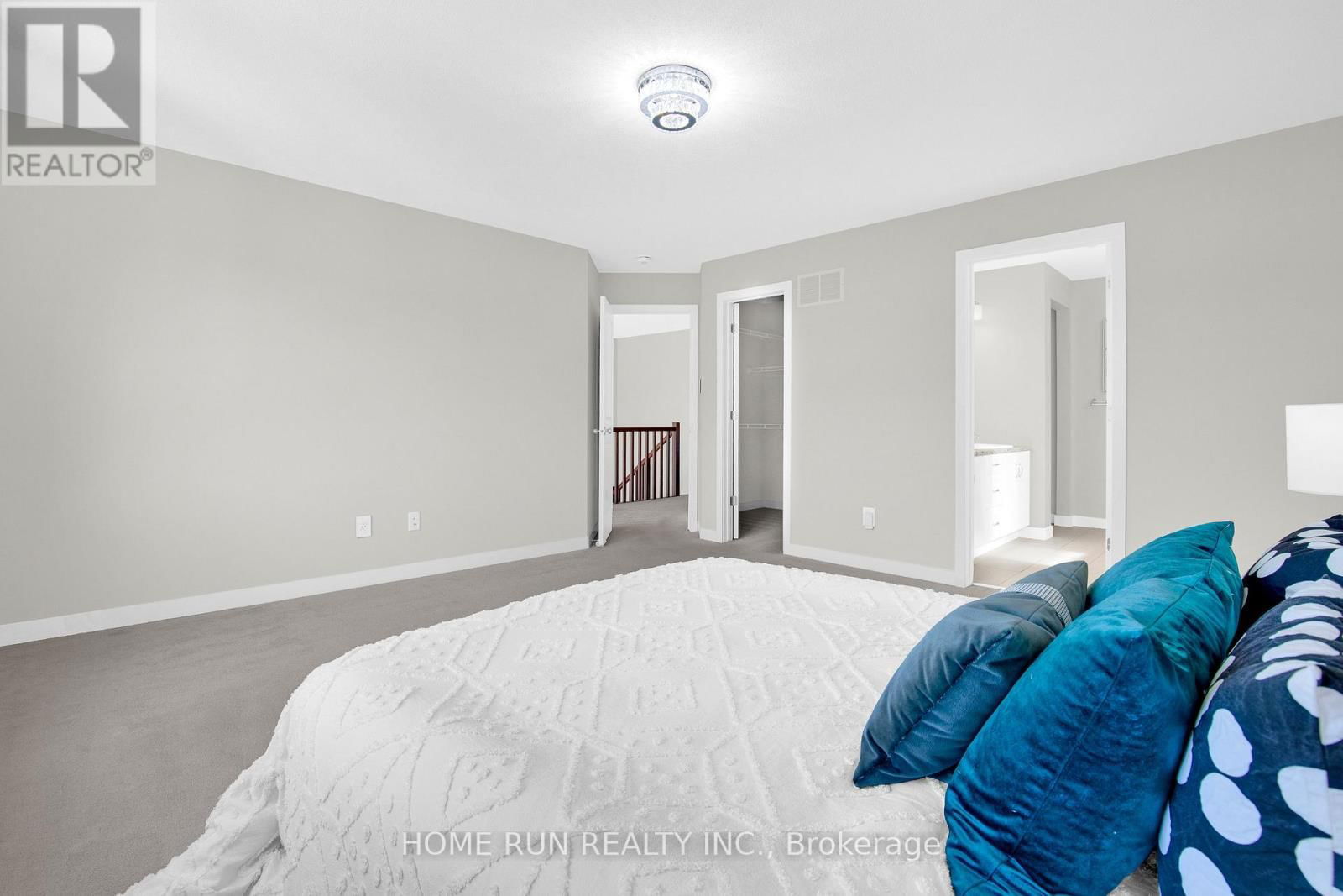 128 GRONINGEN STREET Image 24