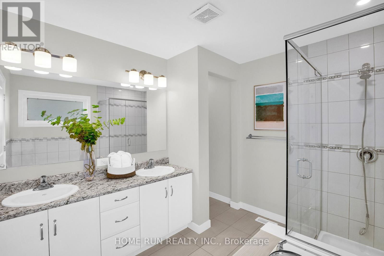 128 GRONINGEN STREET Image 25