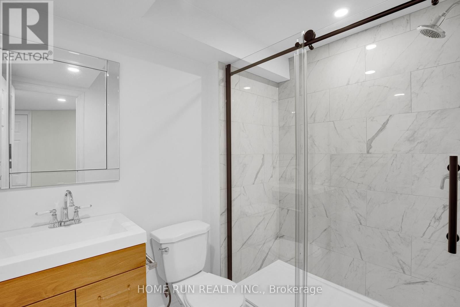128 GRONINGEN STREET Image 39