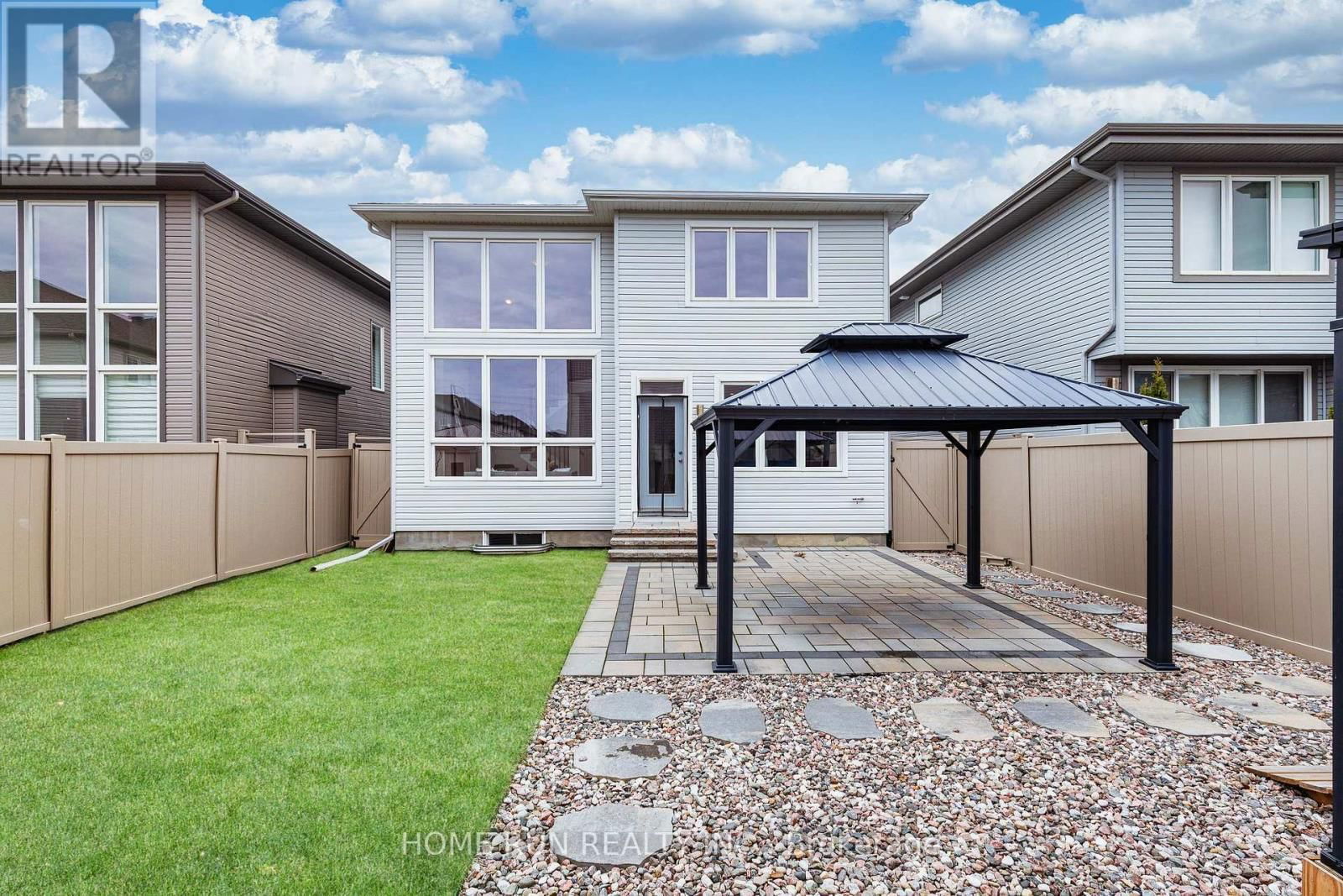 128 GRONINGEN STREET Image 41