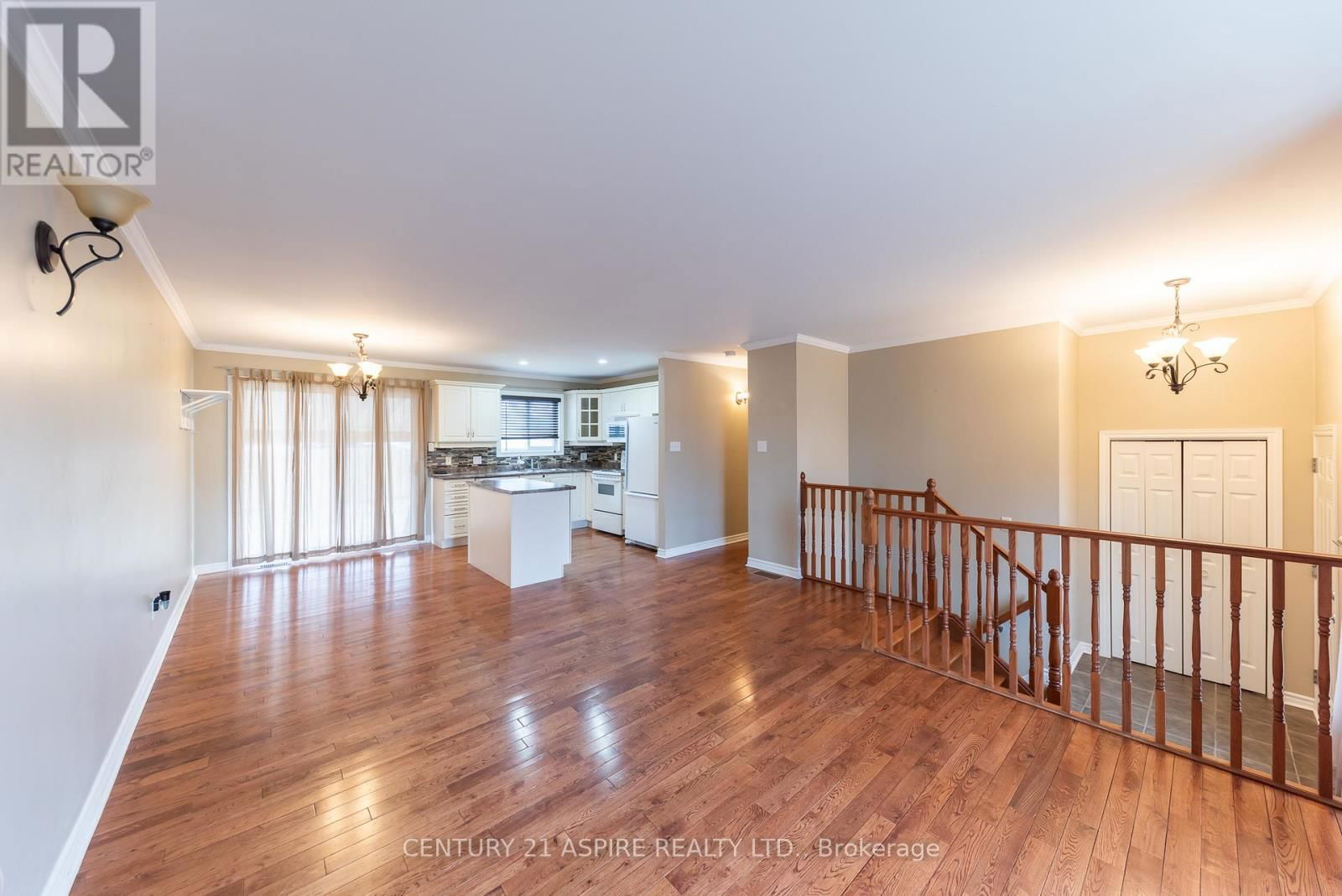 10 VEREYKEN CRESCENT Image 9