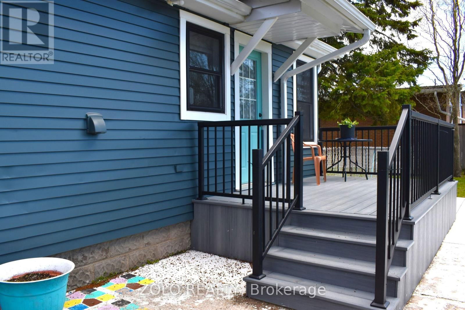 1353 ORCHARD AVENUE Image 17
