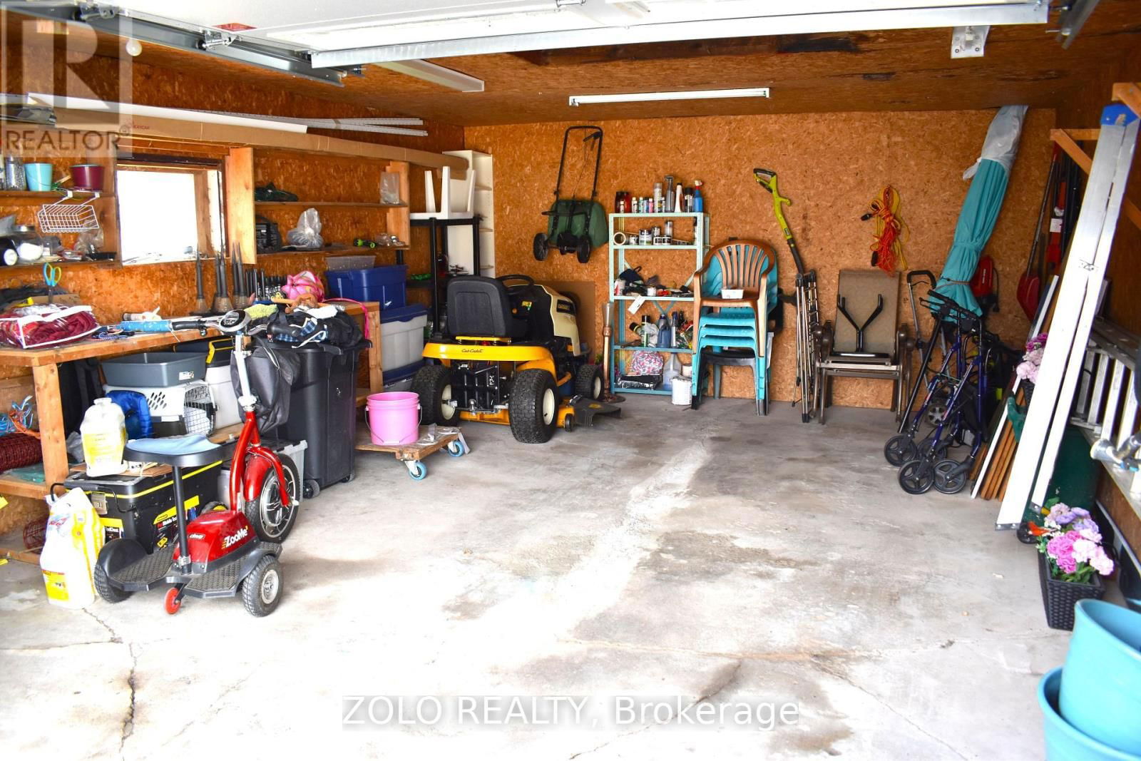 1353 ORCHARD AVENUE Image 21