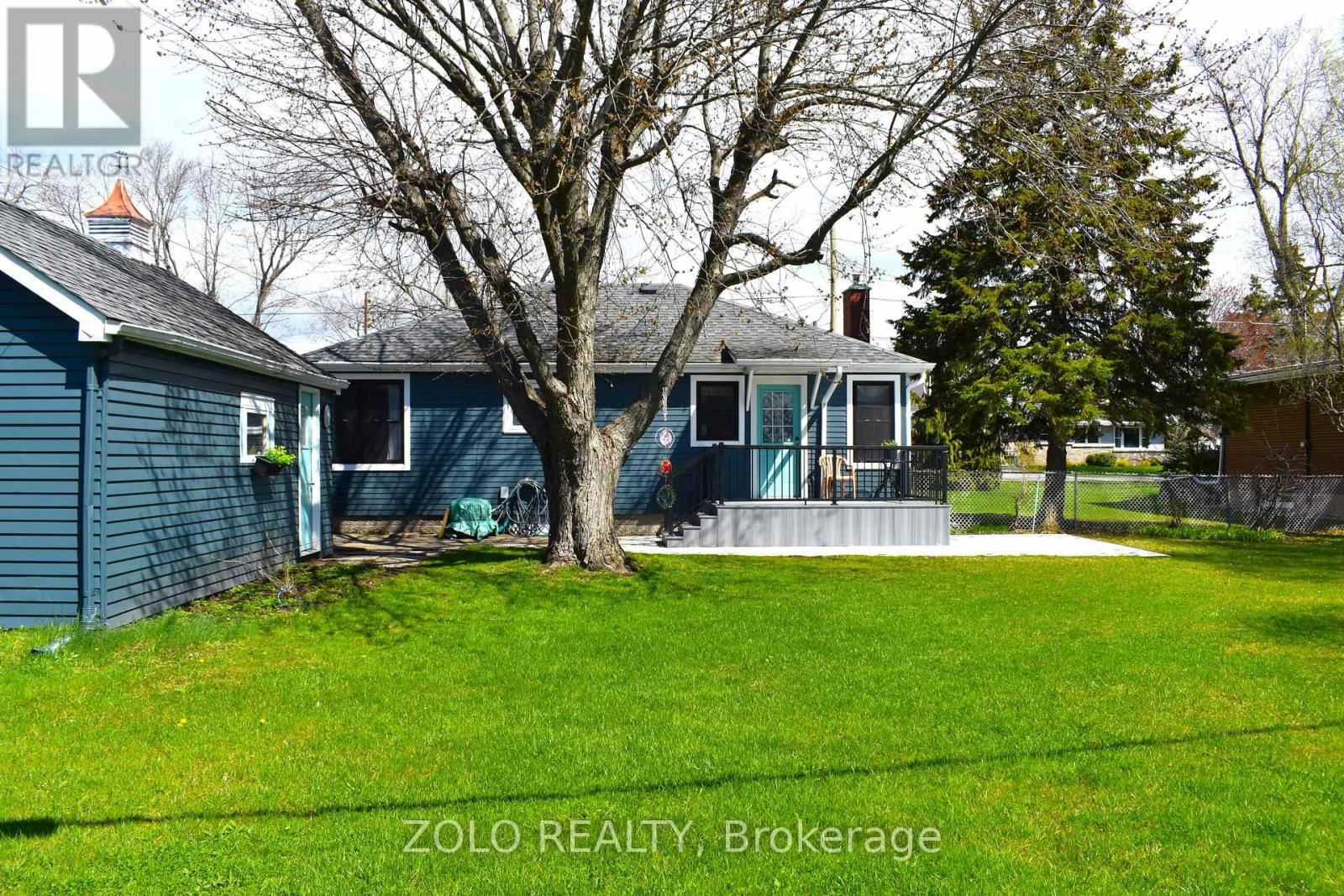 1353 ORCHARD AVENUE Image 22