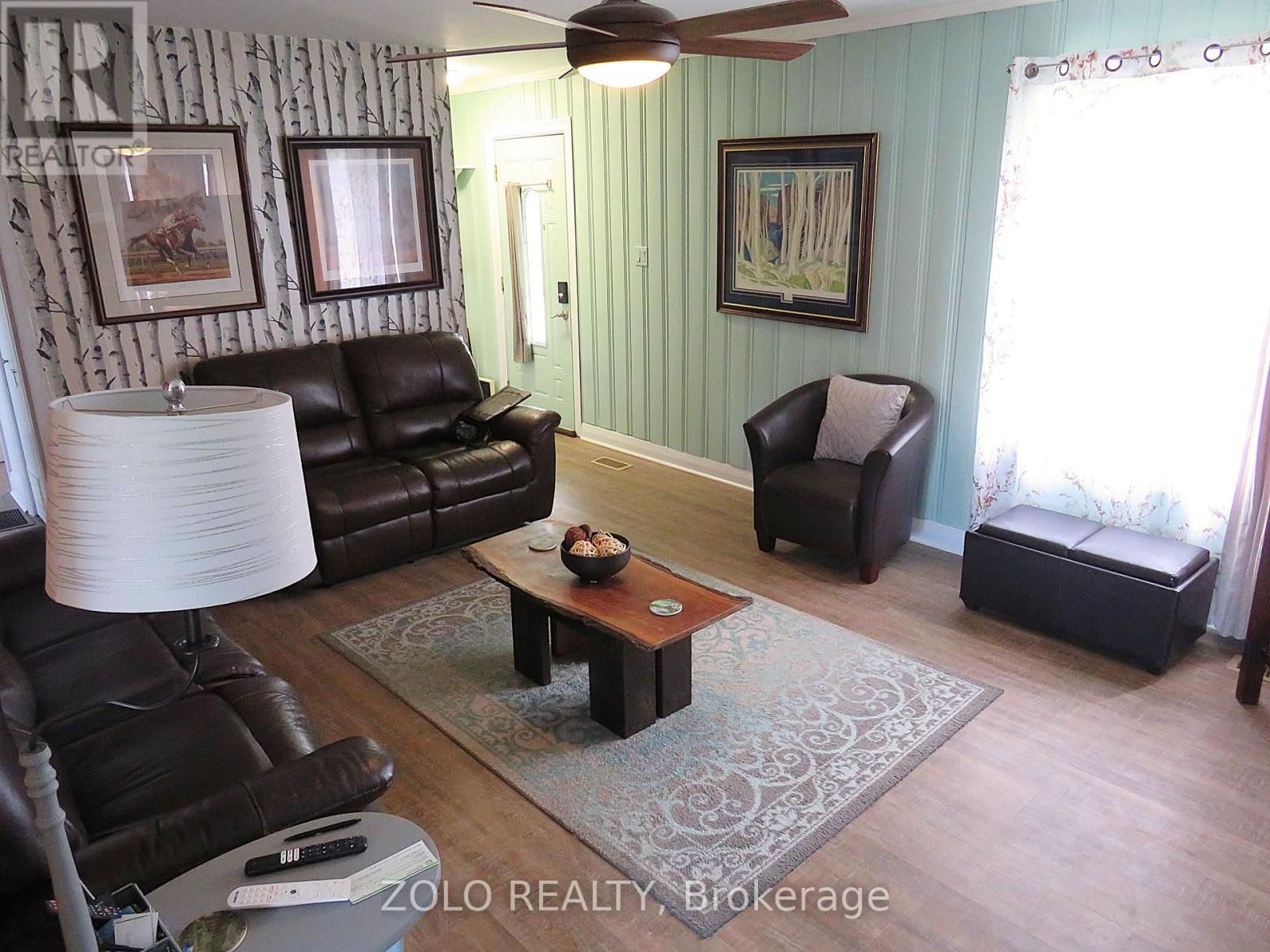 1353 ORCHARD AVENUE Image 5