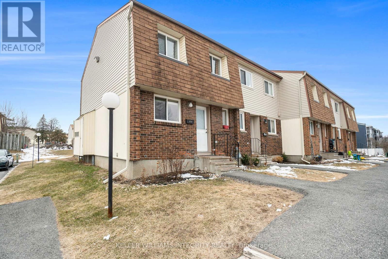 A - 85 SEYTON DRIVE Image 1