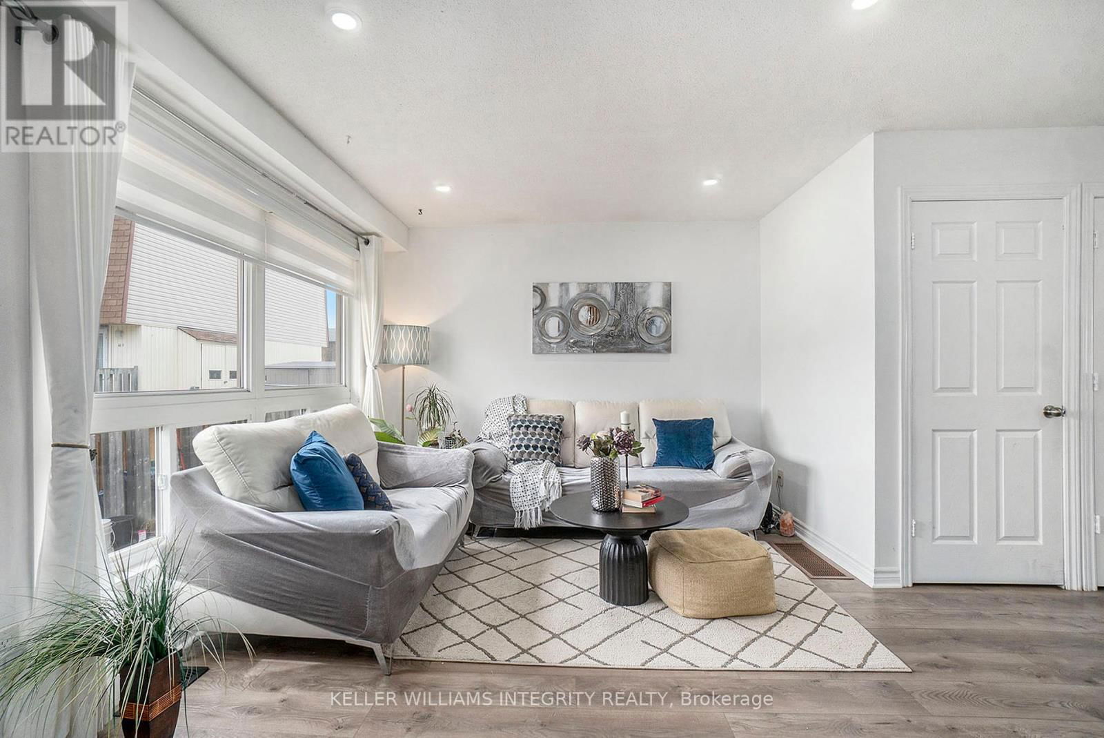 A - 85 SEYTON DRIVE Image 9