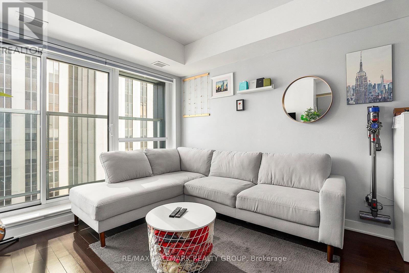 1502 - 40 NEPEAN STREET Image 6