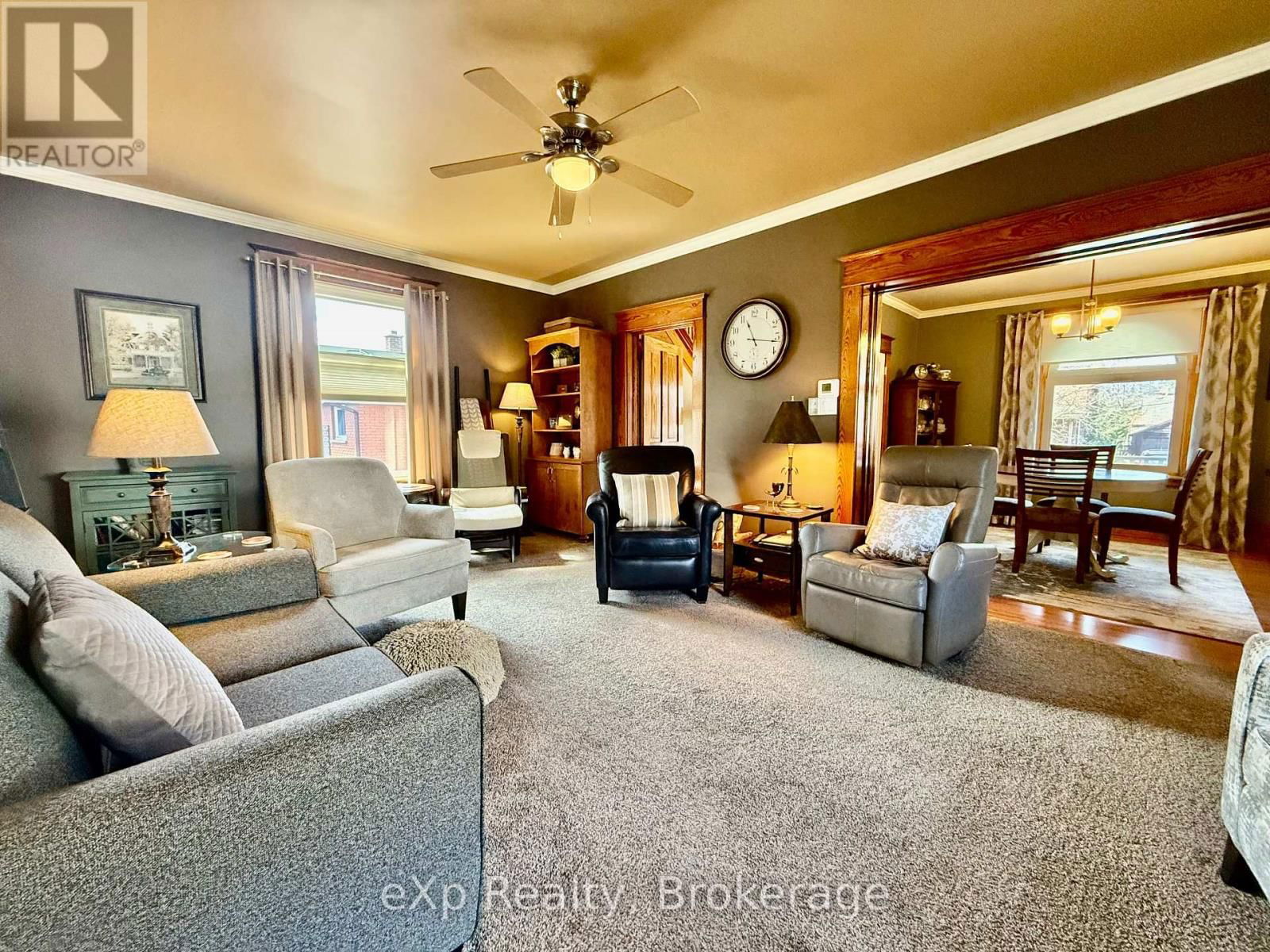 557 12TH AVENUE Image 18