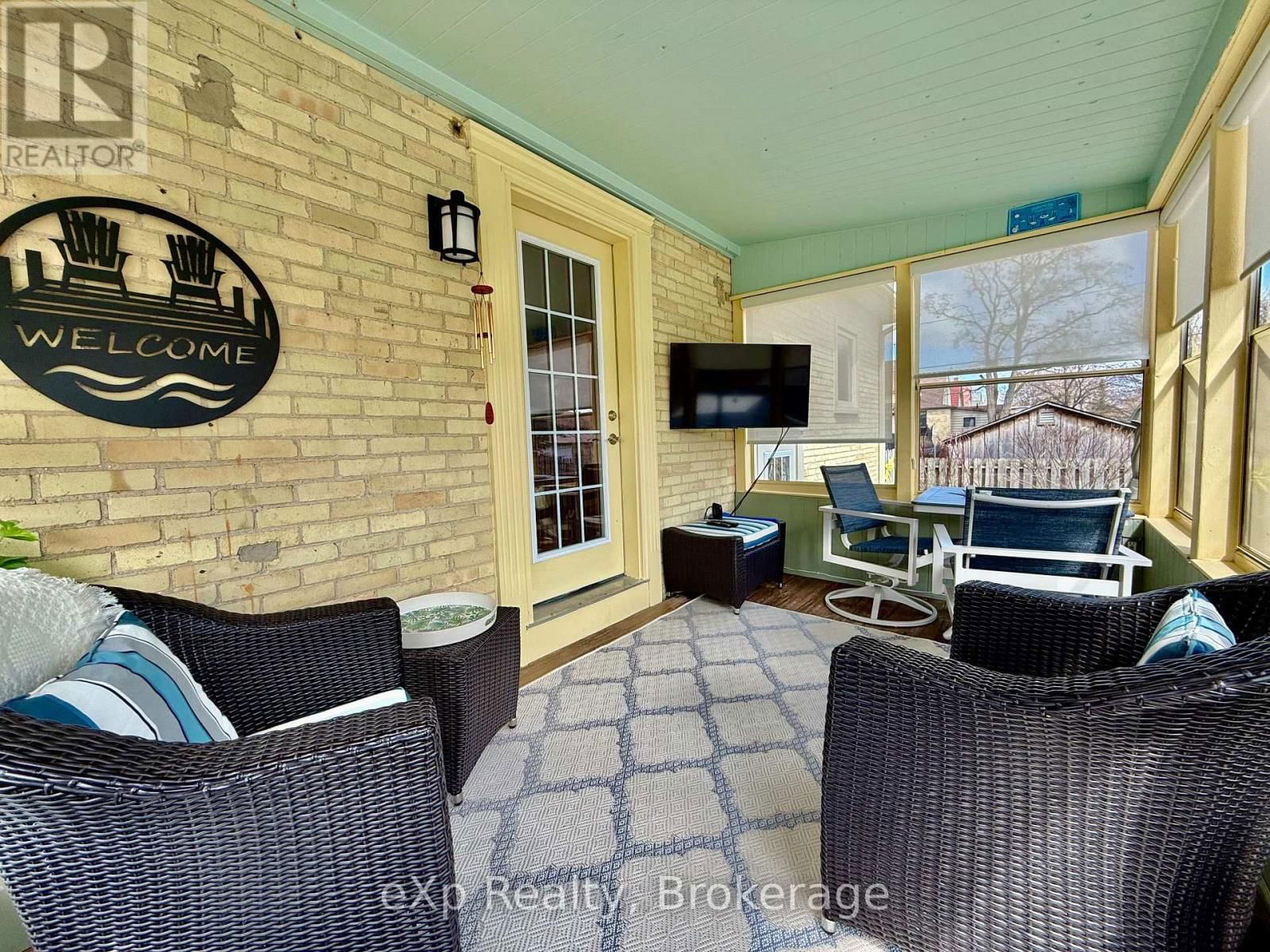 557 12TH AVENUE Image 31