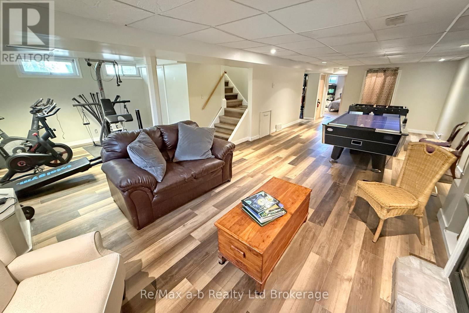 245 BOWER HILL ROAD Image 29