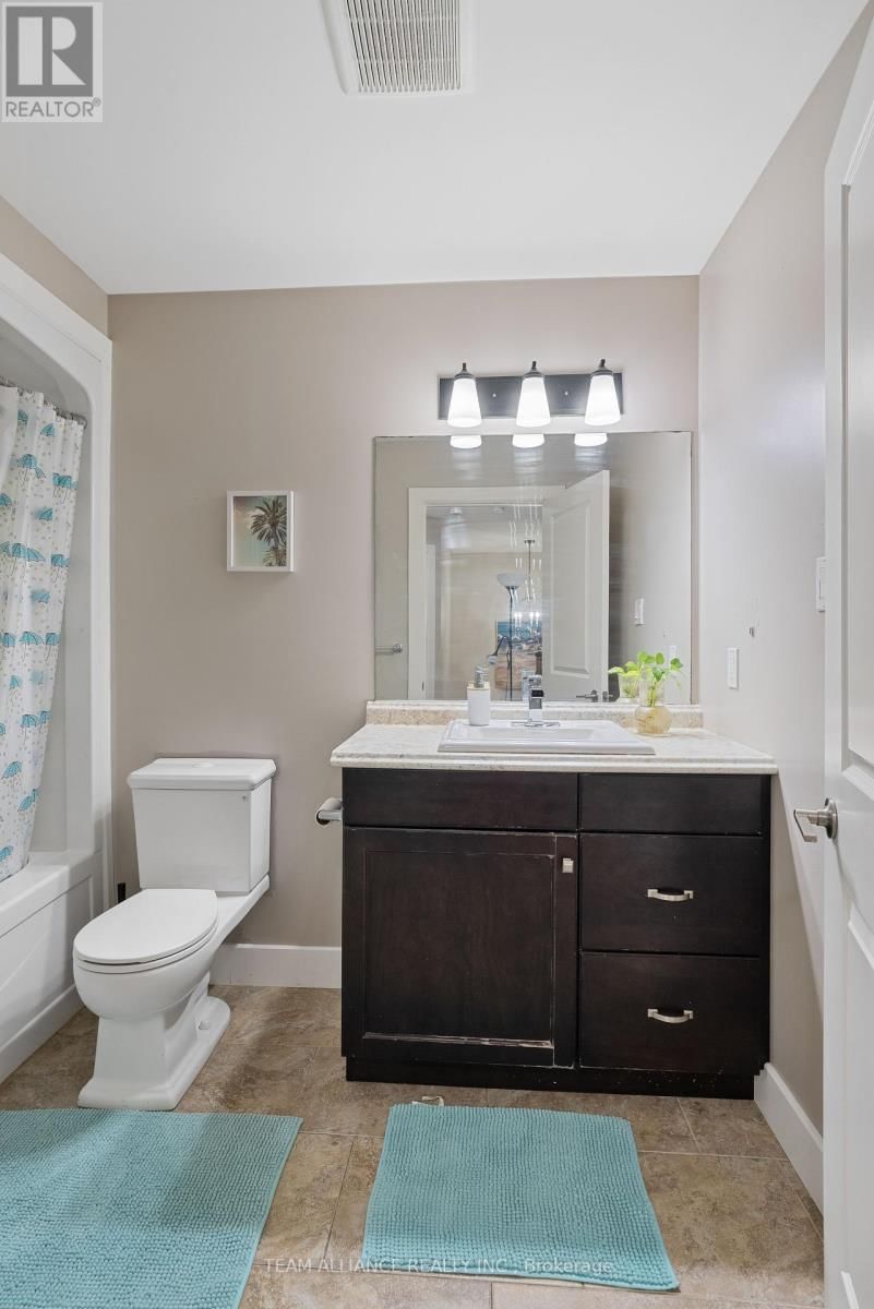 25 QUEENSWAY DRIVE Image 25