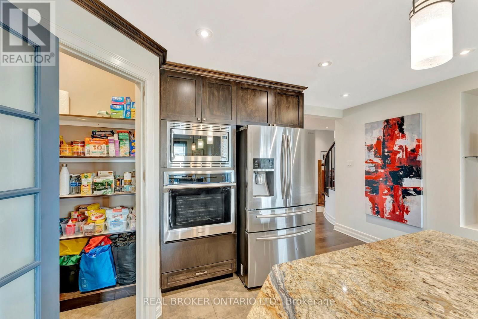 1040 BLACK CANARY DRIVE Image 17