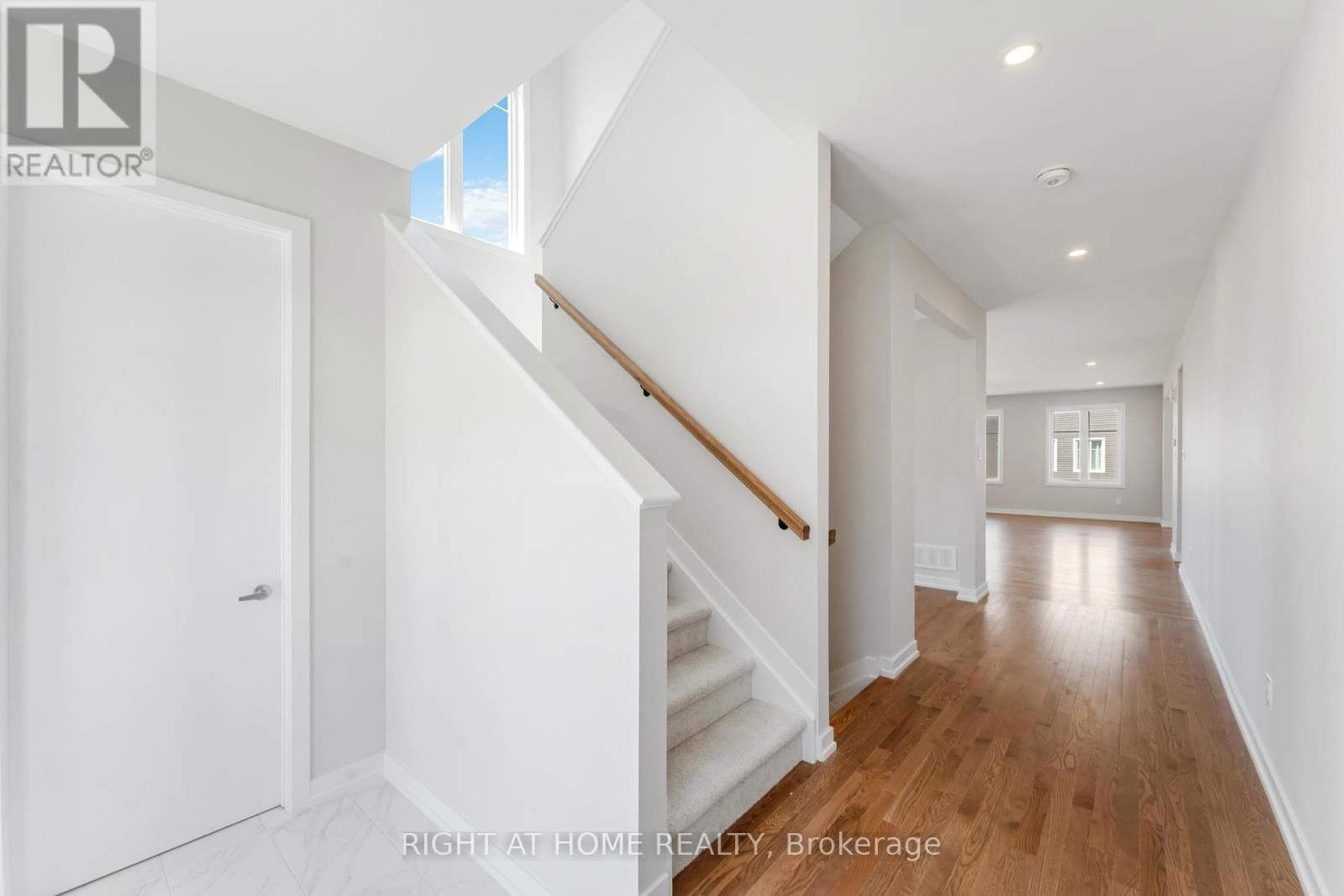83 HACKAMORE CRESCENT Image 20