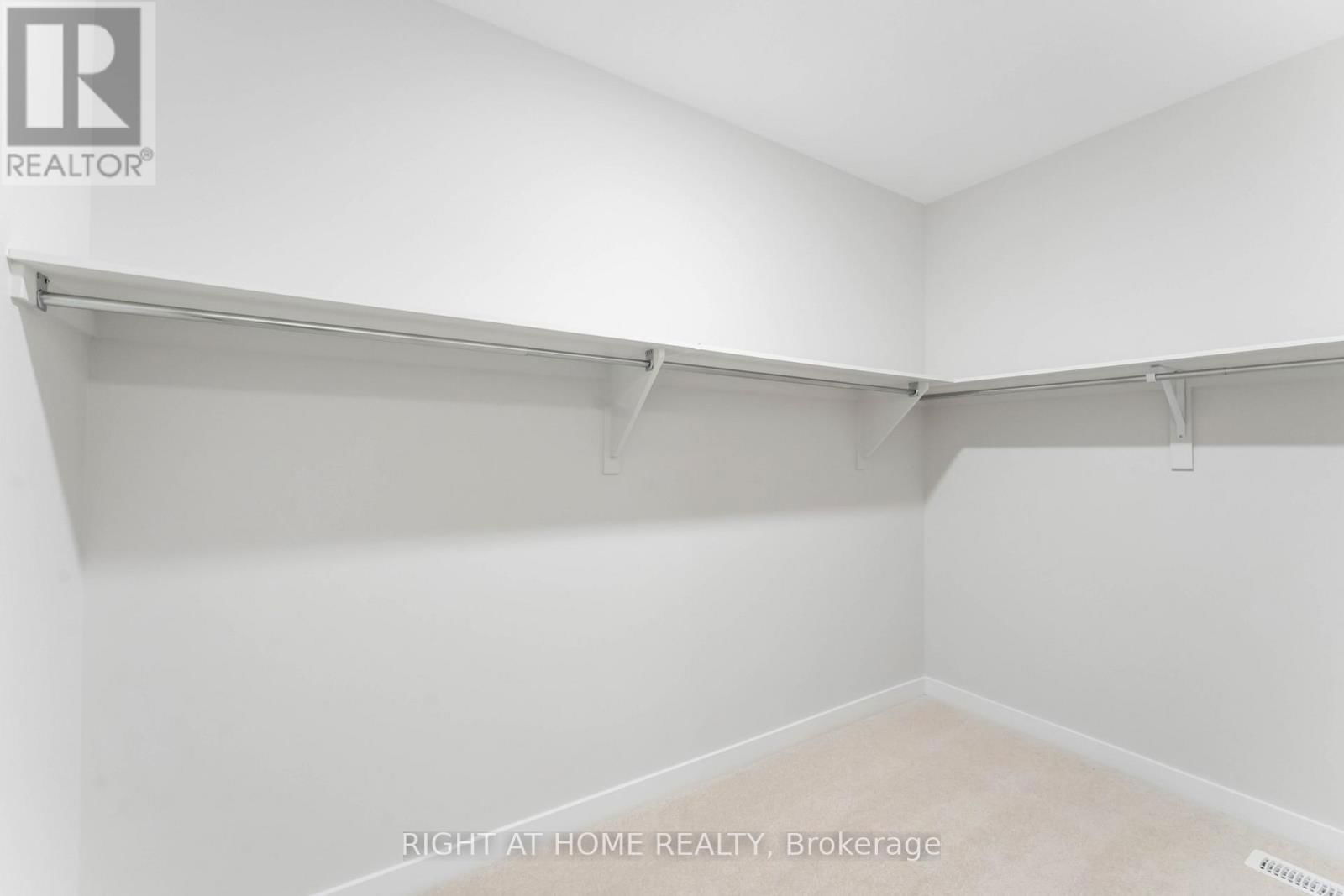 83 HACKAMORE CRESCENT Image 29