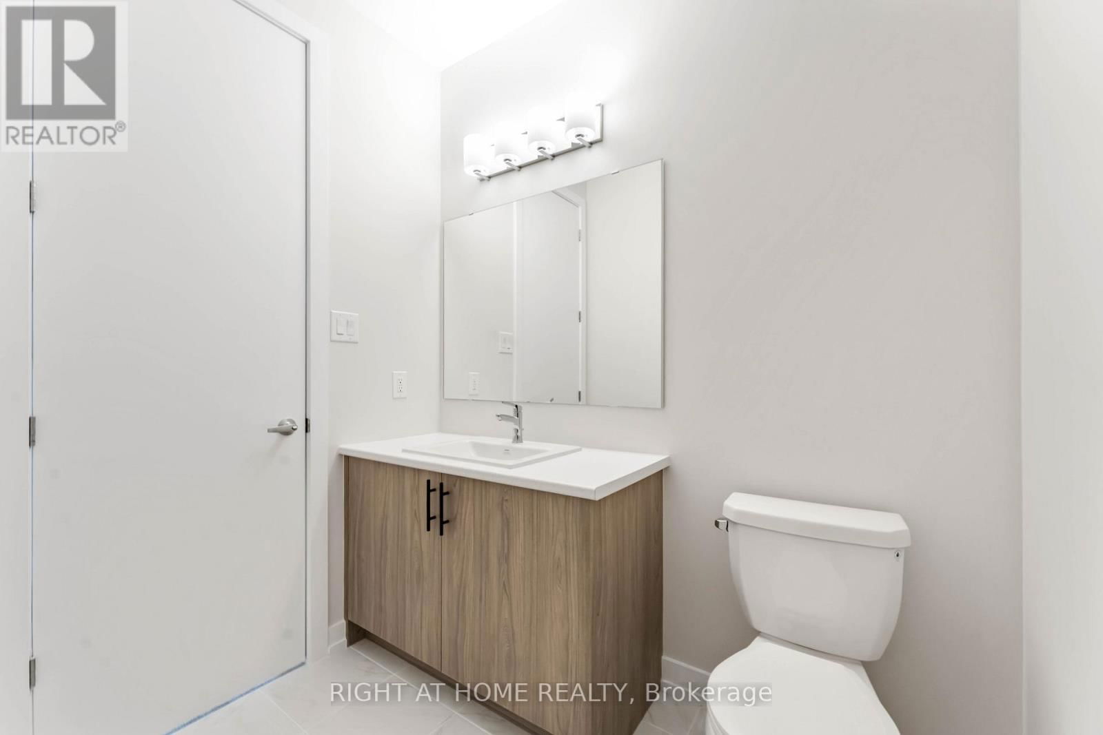 83 HACKAMORE CRESCENT Image 40