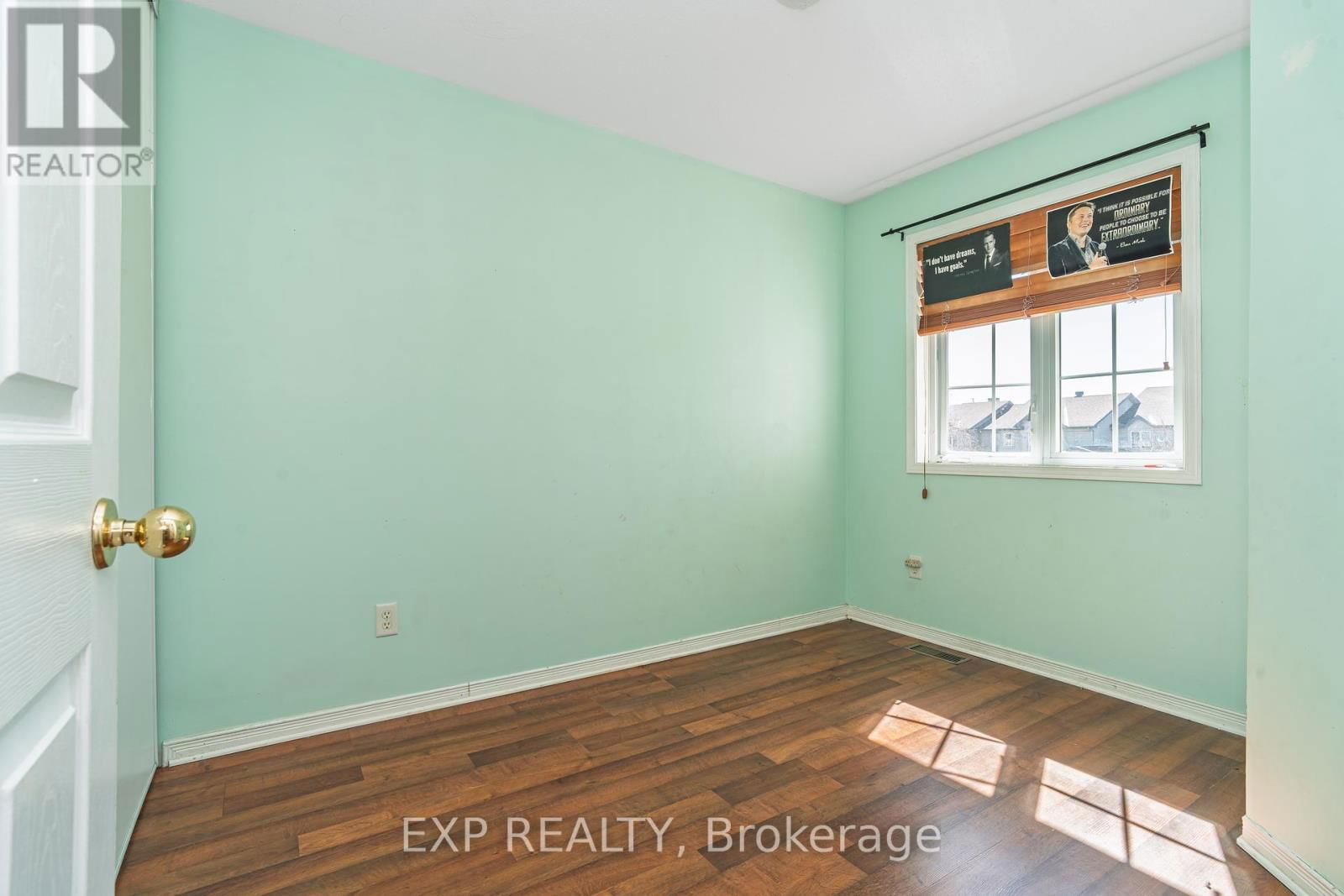 1089 BALLANTYNE DRIVE Image 11