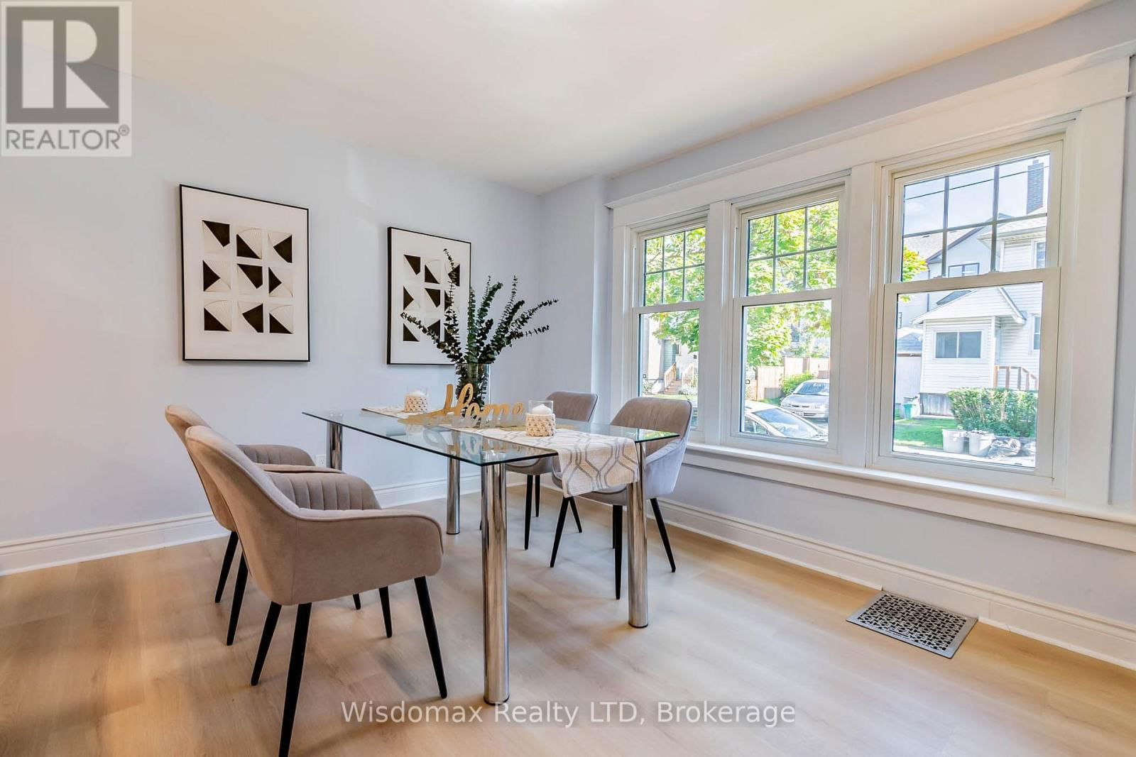 169 RUSSELL AVENUE Image 11