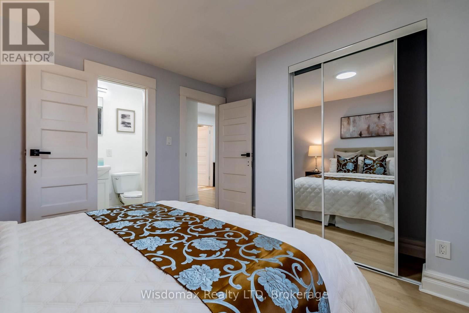 169 RUSSELL AVENUE Image 30