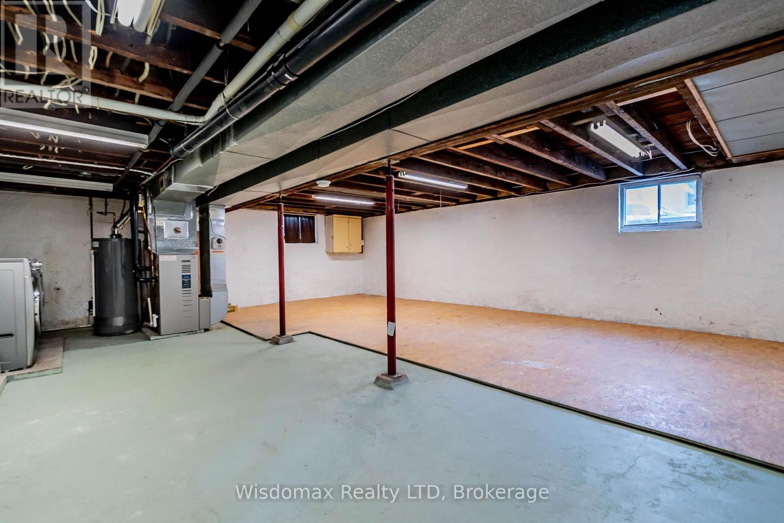 169 RUSSELL AVENUE Image 32