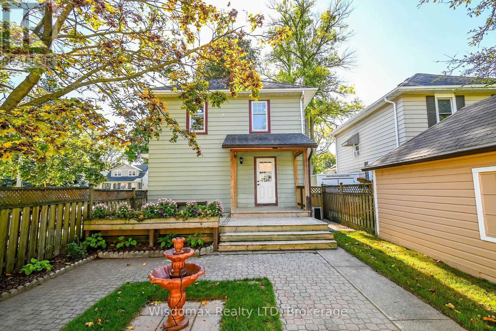 169 RUSSELL AVENUE Image 36