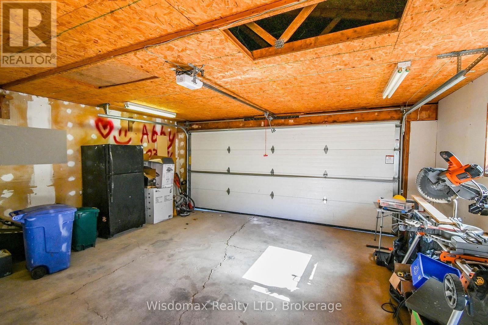 169 RUSSELL AVENUE Image 39
