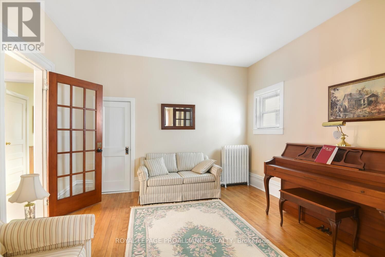 250 KING STREET EAST Image 9