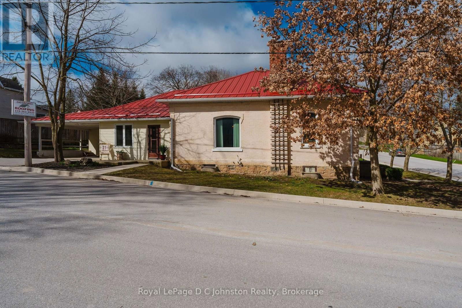 SW - 83 3RD STREET Image 25