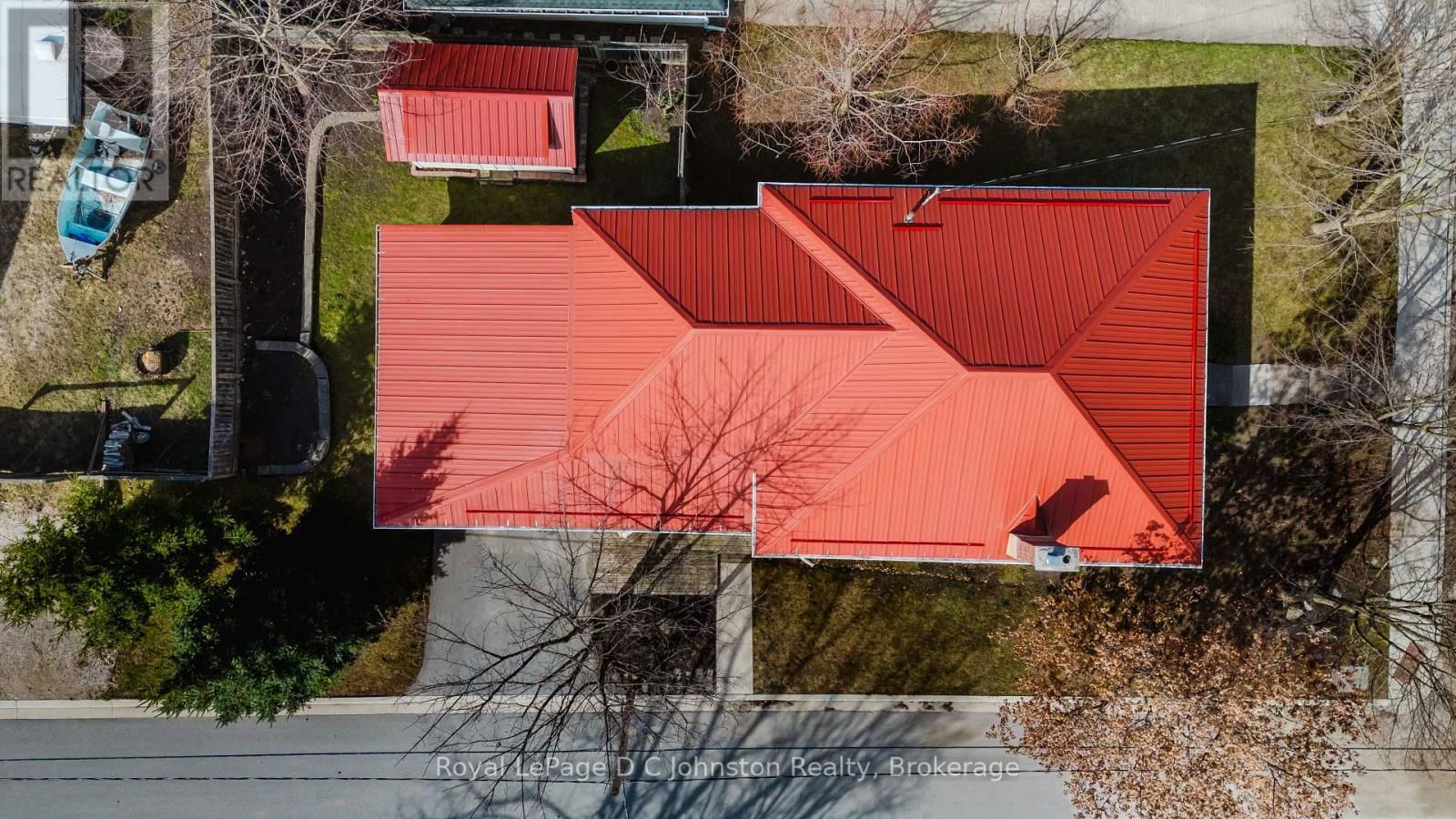 SW - 83 3RD STREET Image 29
